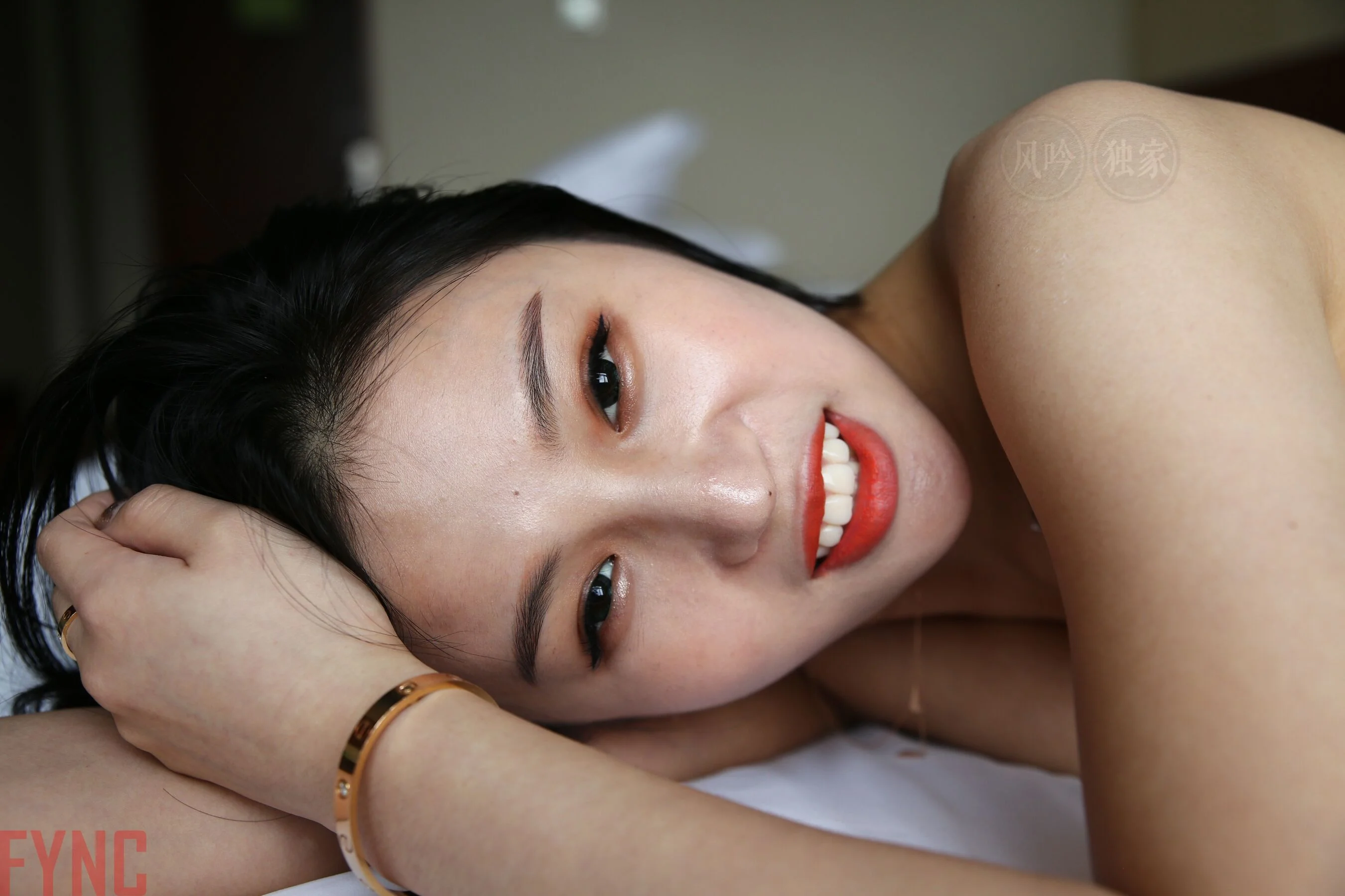 国模莉莉大尺度人体私拍套图 - Photo 2783