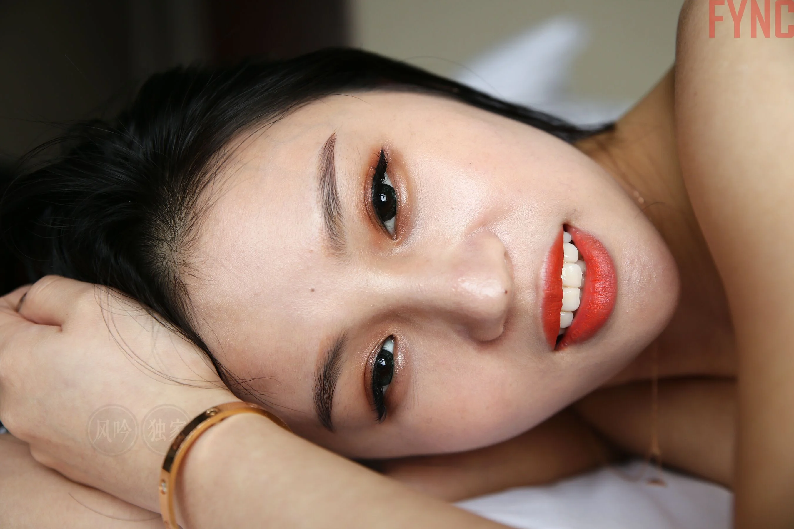 国模莉莉大尺度人体私拍套图 - Photo 2795