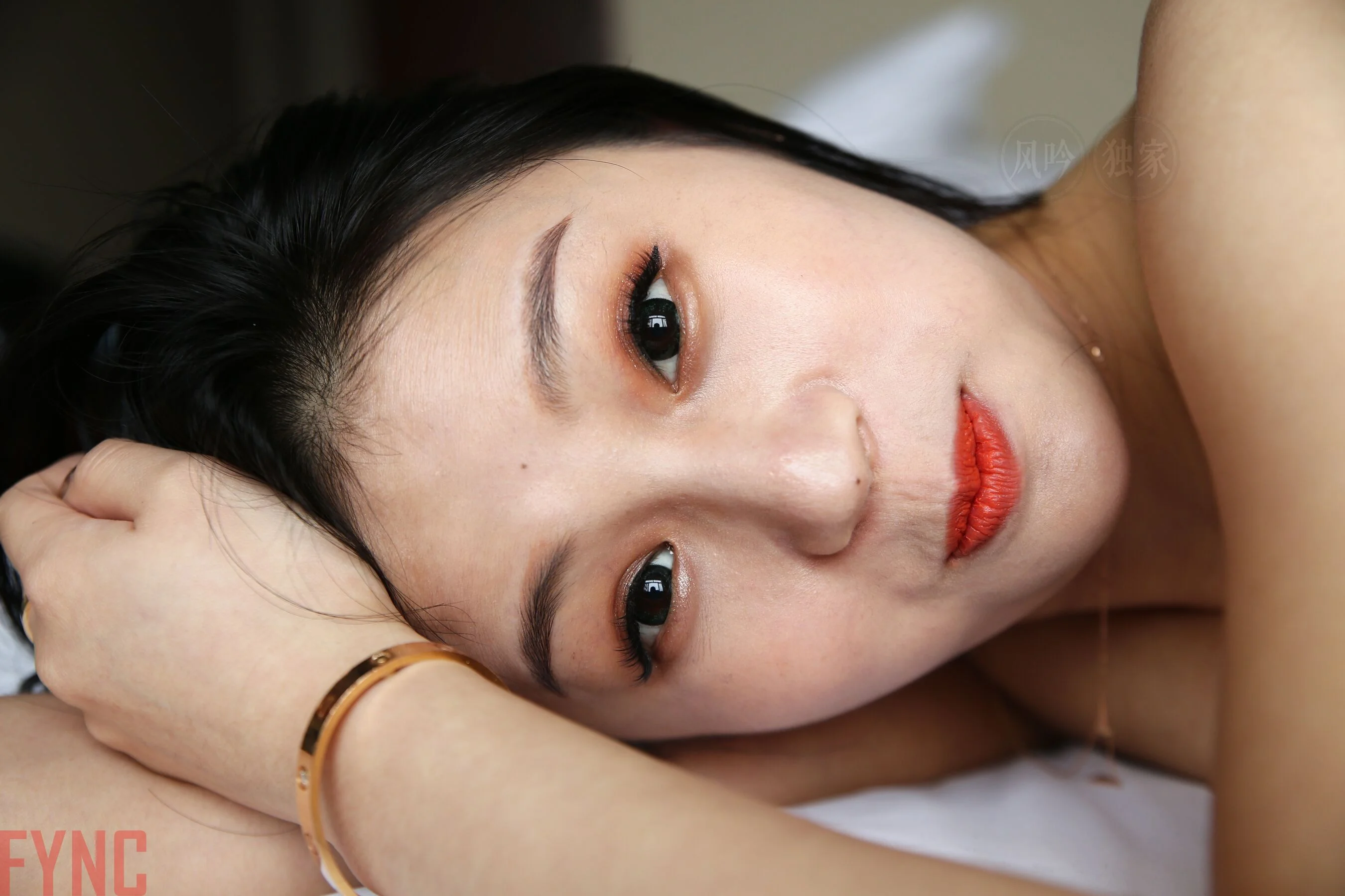 国模莉莉大尺度人体私拍套图 - Photo 2801