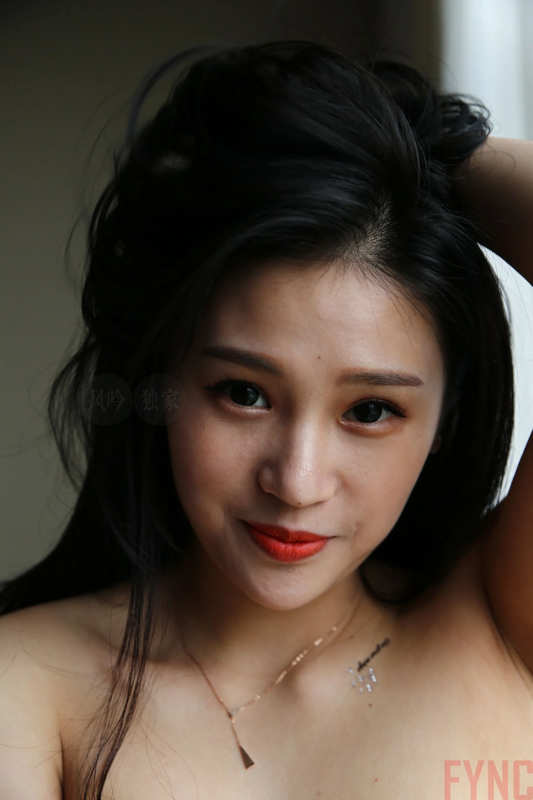 国模莉莉大尺度人体私拍套图 - Photo 2981