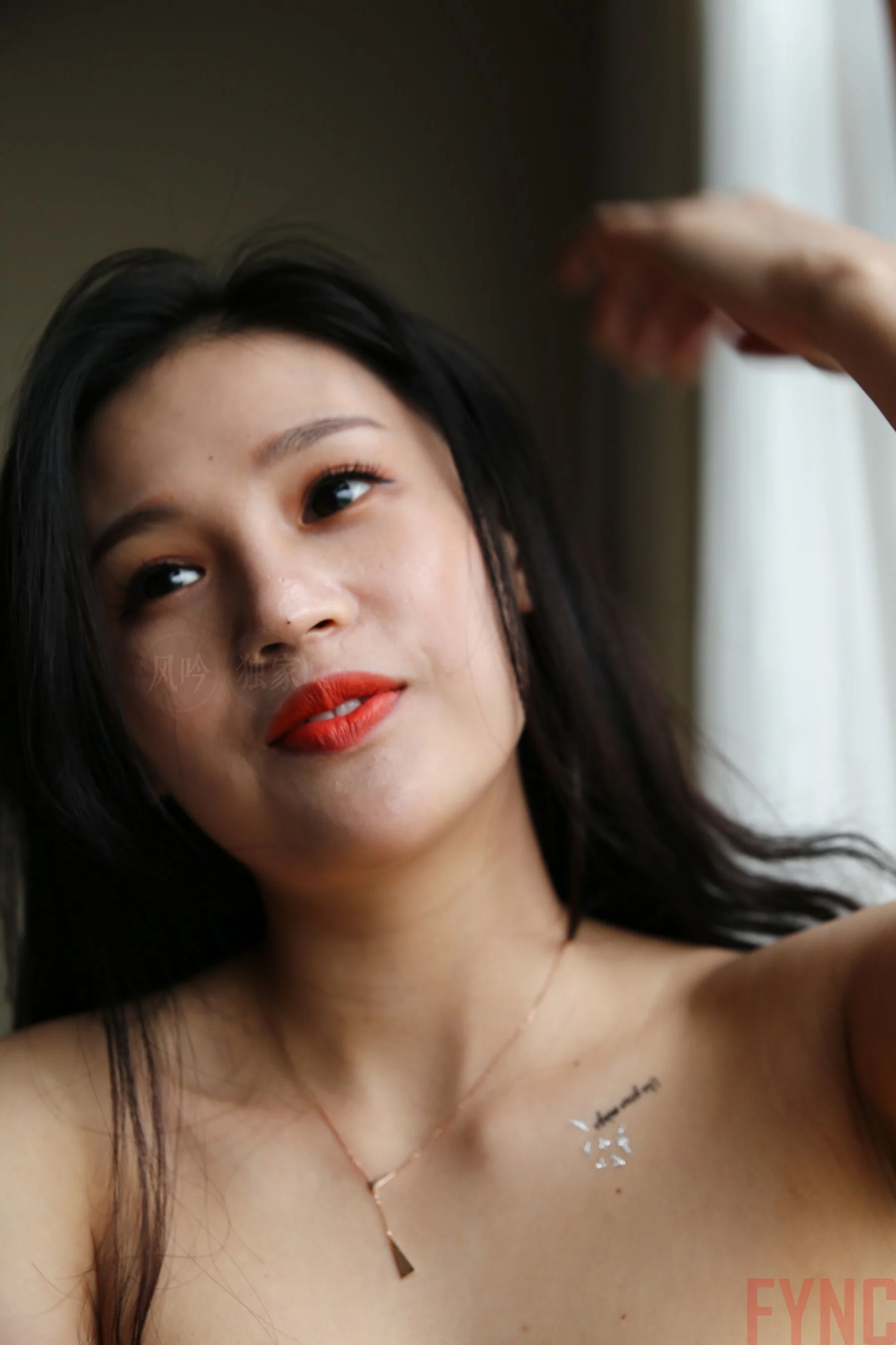 国模莉莉大尺度人体私拍套图 - Photo 2982