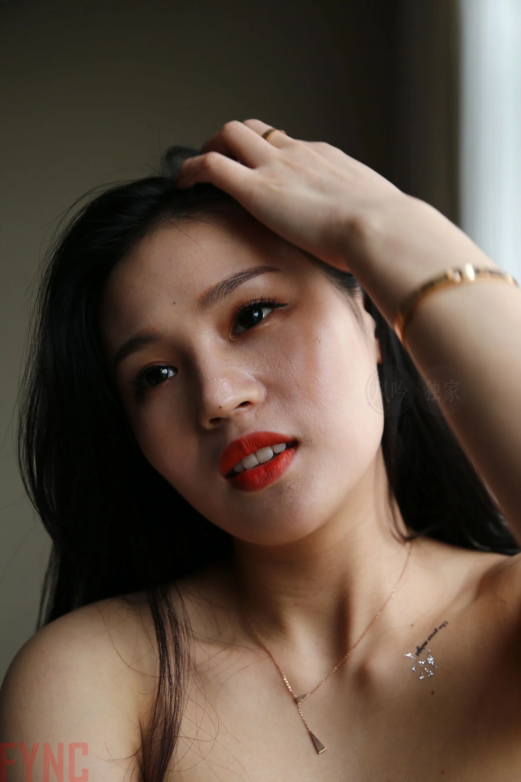 国模莉莉大尺度人体私拍套图 - Photo 2984