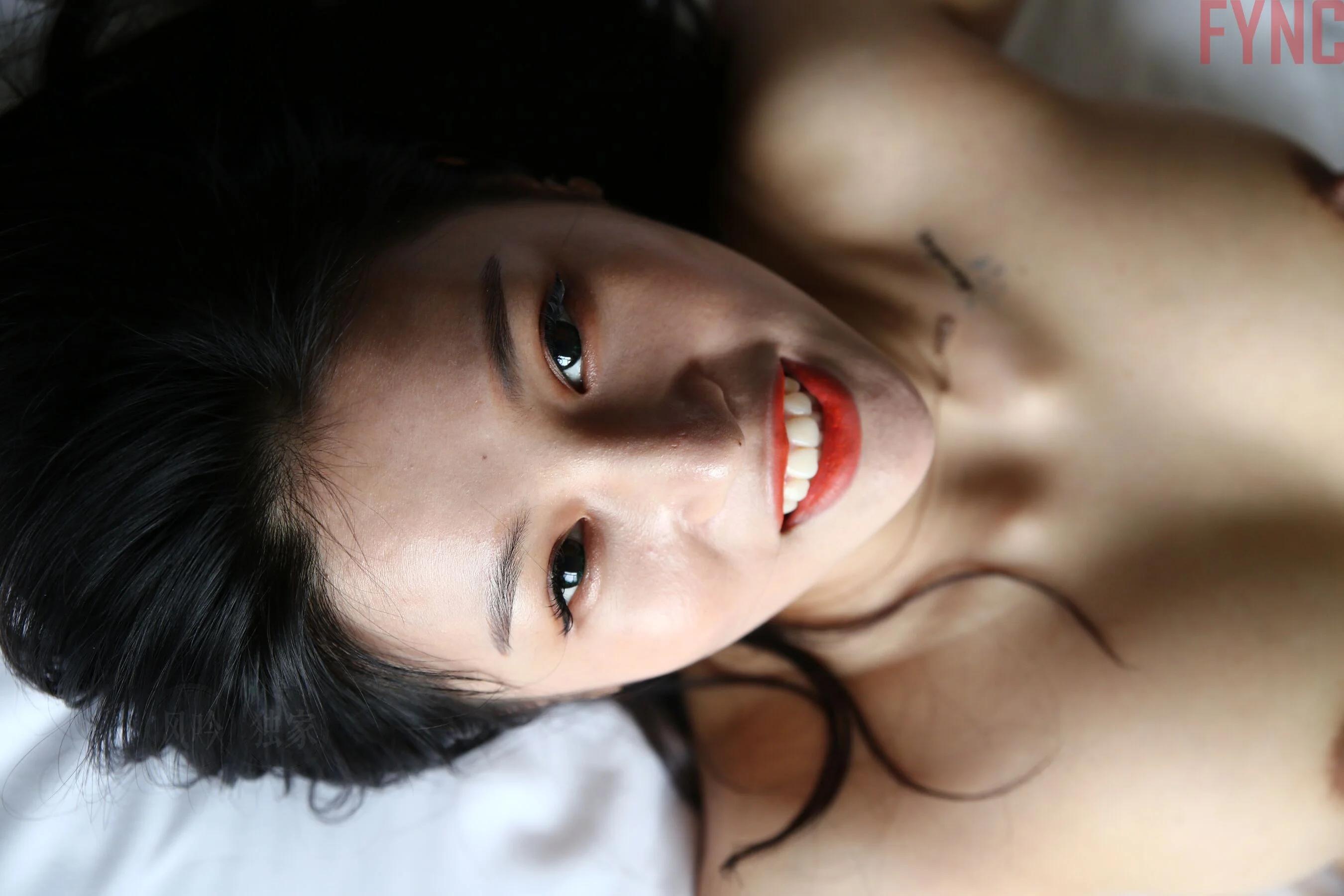 国模莉莉大尺度人体私拍套图 - Photo 3148