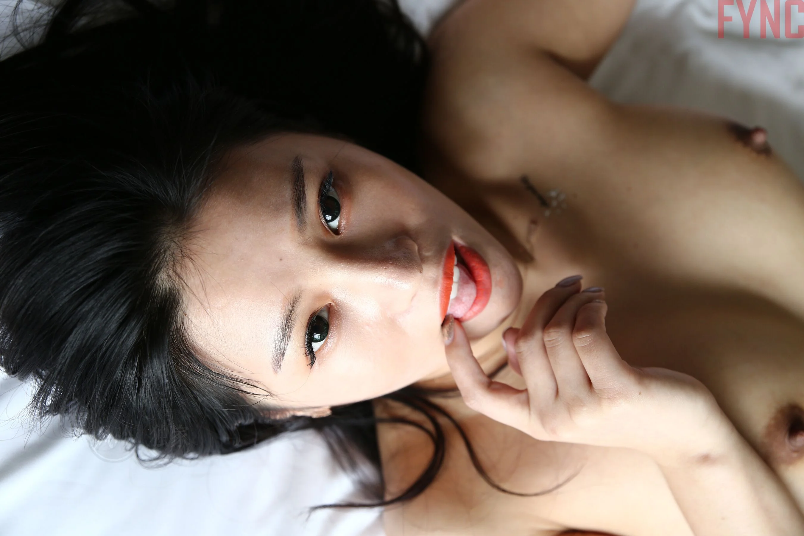 国模莉莉大尺度人体私拍套图 - Photo 3171