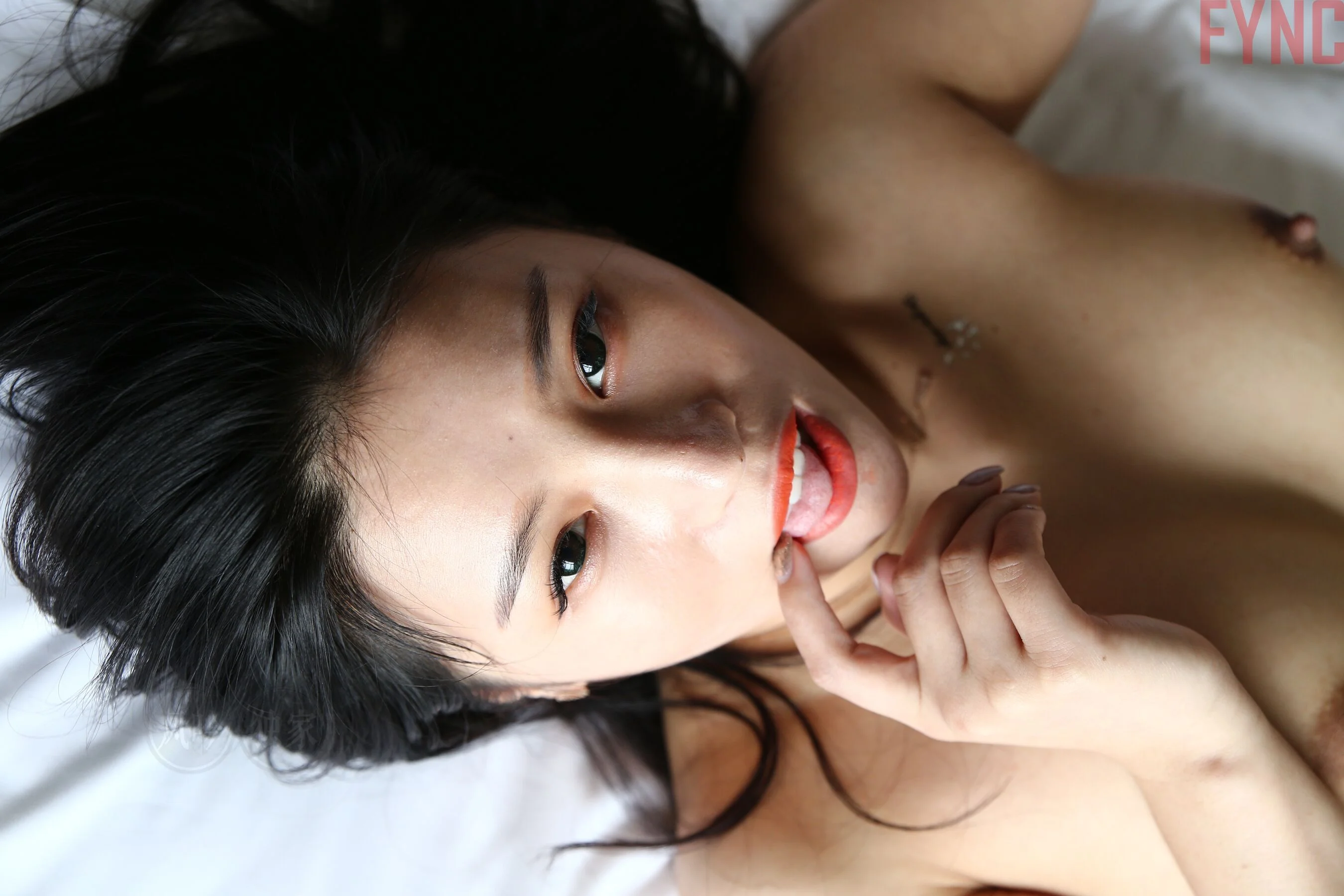 国模莉莉大尺度人体私拍套图 - Photo 3174