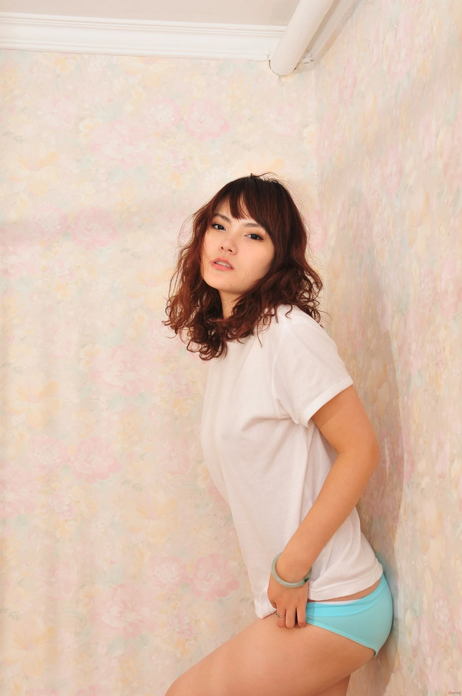 国模京京人体私拍套图 - Photo 159