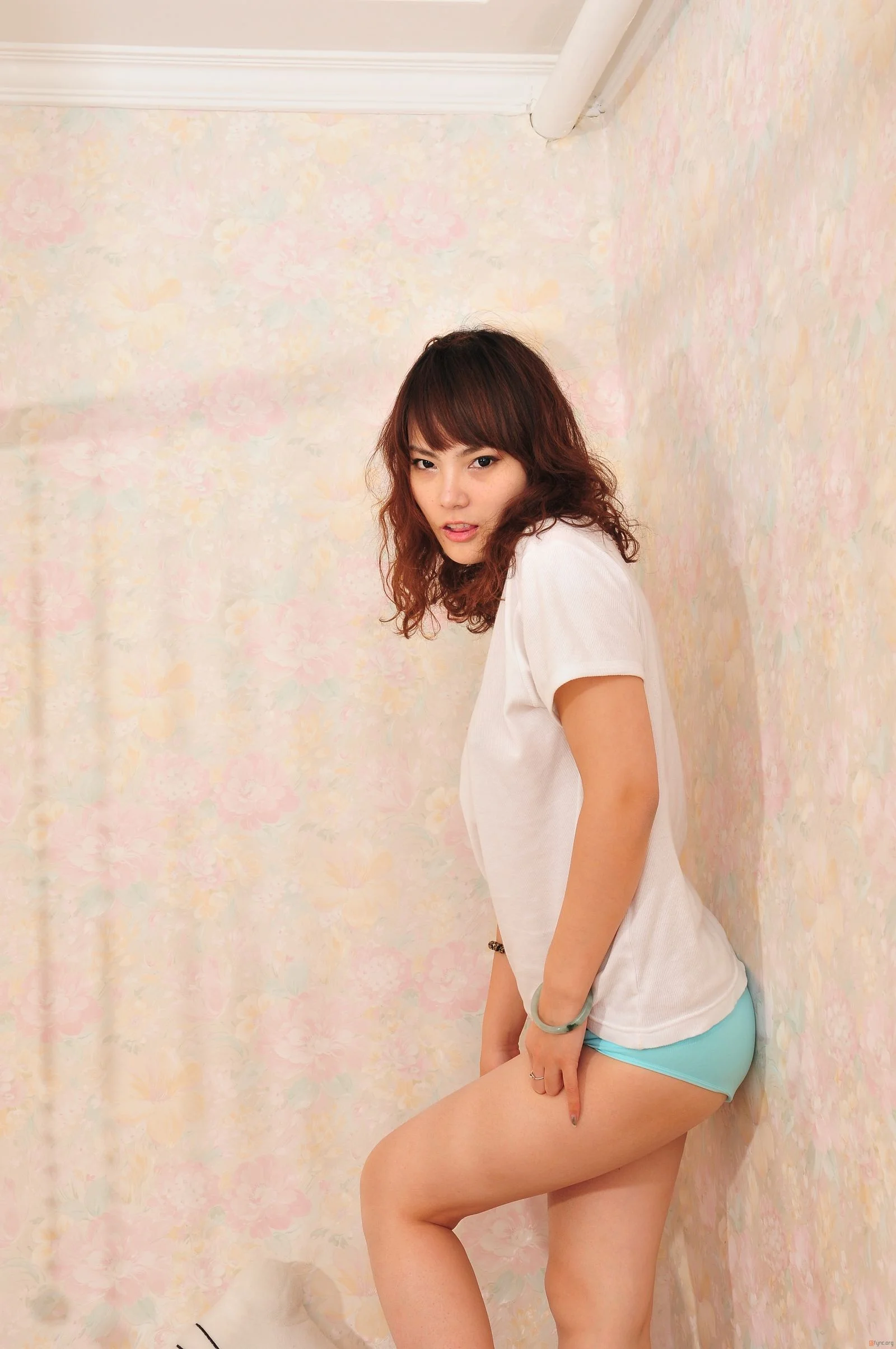 国模京京人体私拍套图 - Photo 160