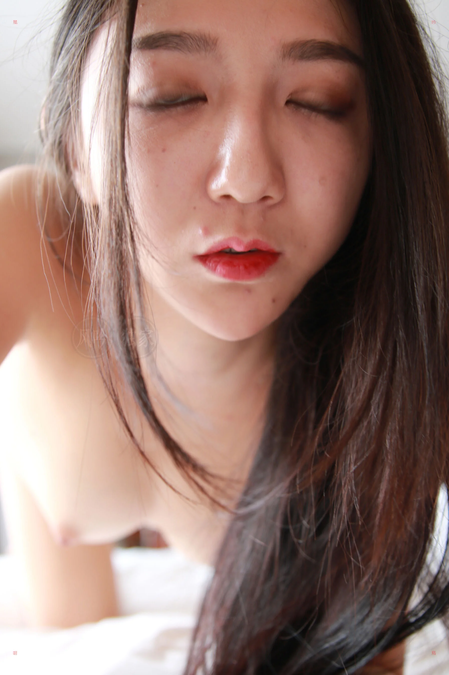 国模洛丽大尺度人体私拍套图 - Photo 458