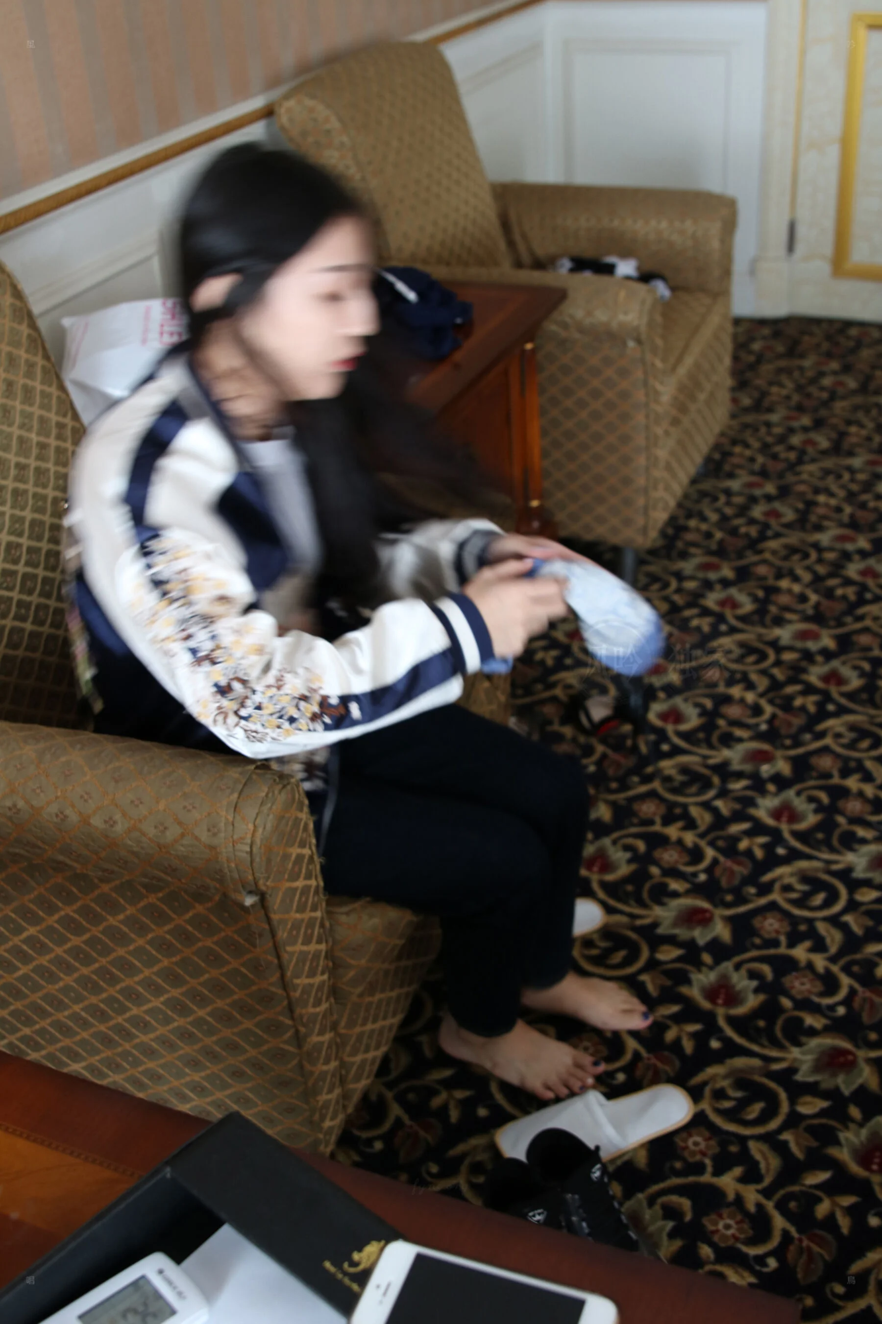 国模洛丽大尺度人体私拍套图 - Photo 736