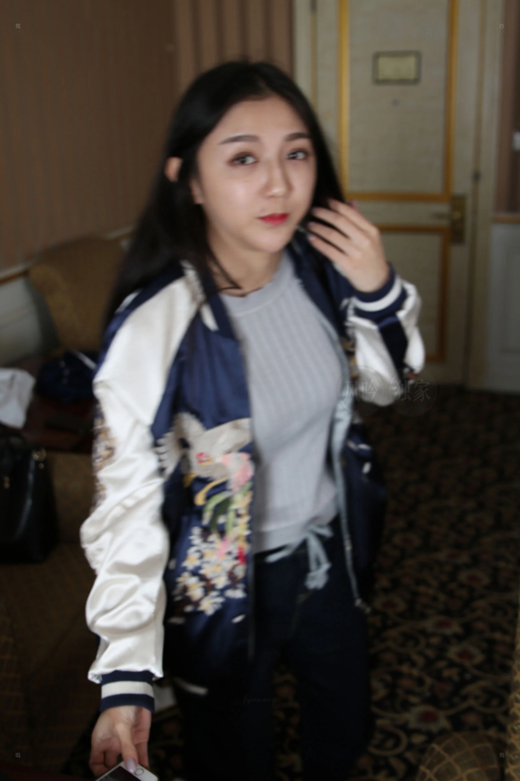 国模洛丽大尺度人体私拍套图 - Photo 760