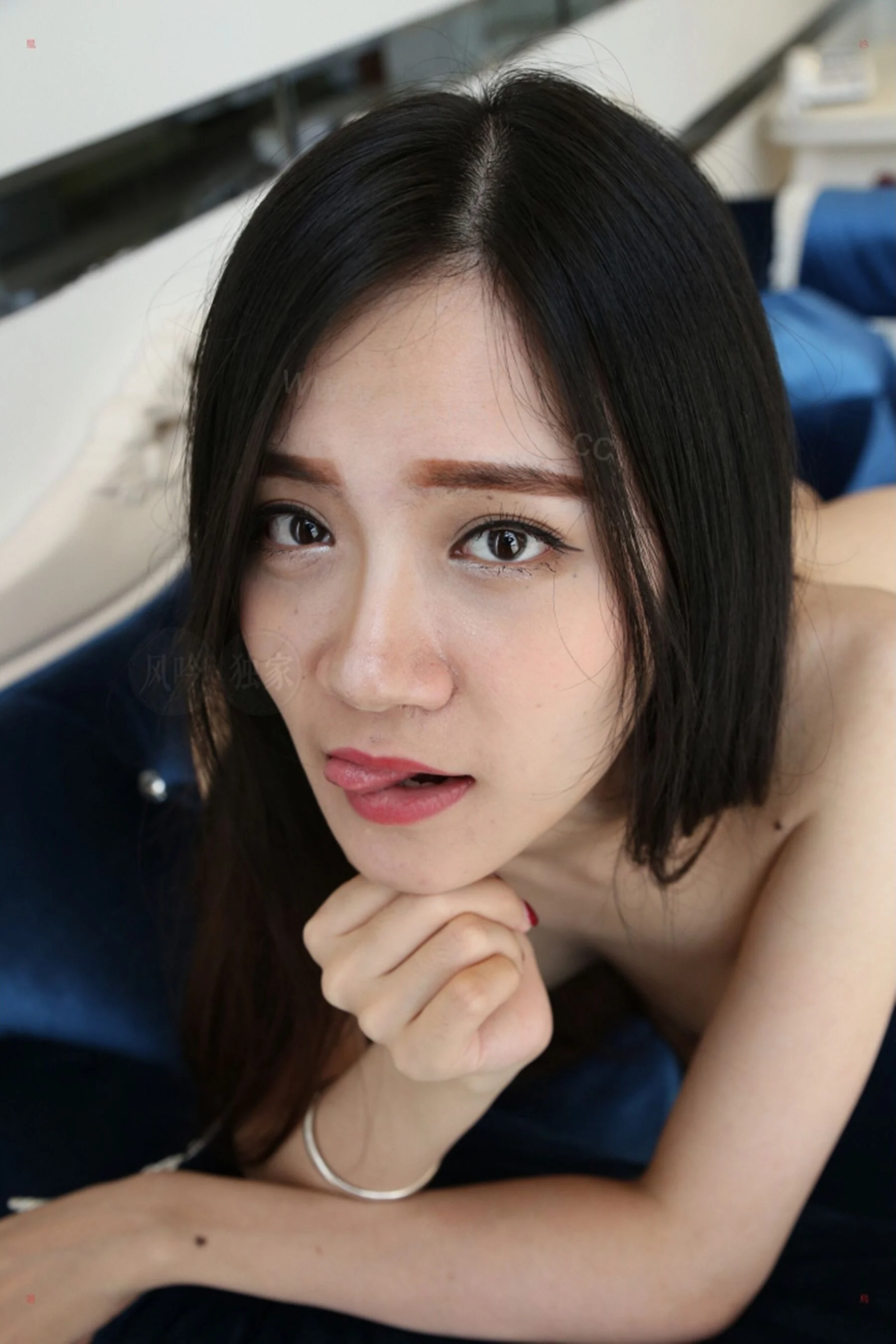 国模瑶迦大尺度人体私拍套图 - Photo 433