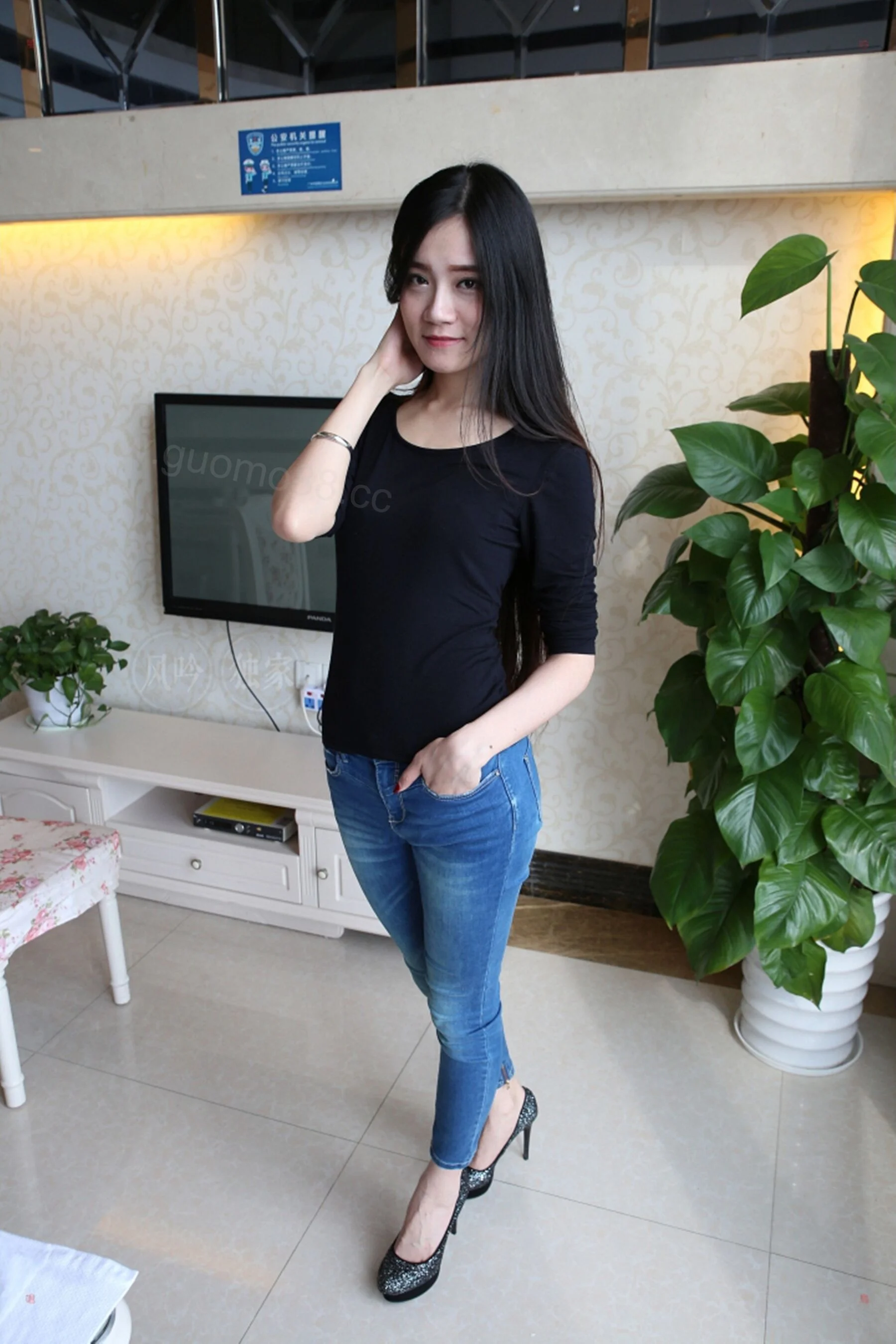 国模瑶迦大尺度人体私拍套图 - Photo 1631