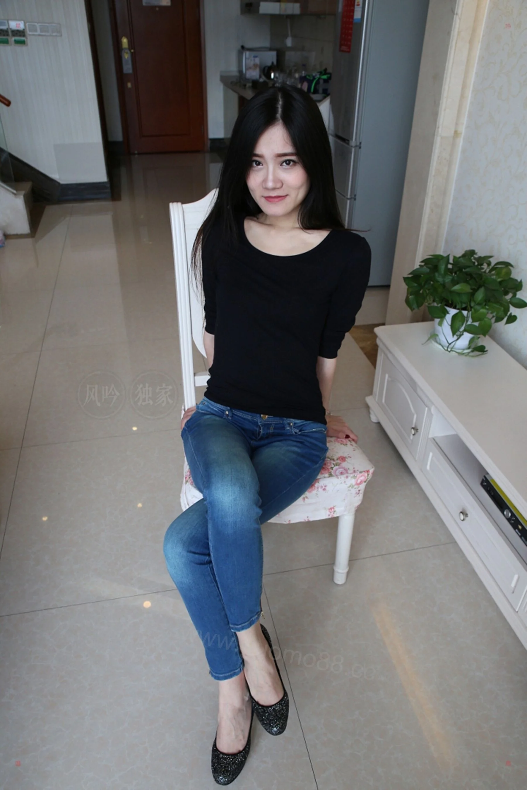 国模瑶迦大尺度人体私拍套图 - Photo 1634