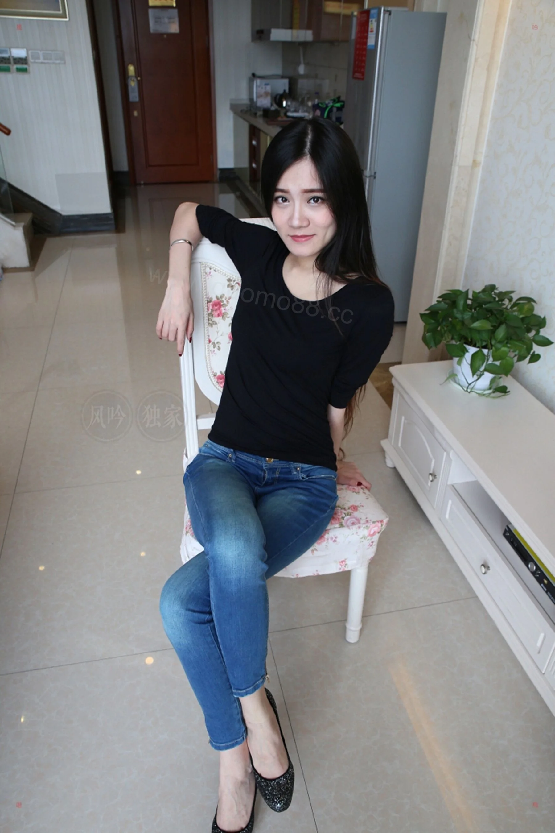 国模瑶迦大尺度人体私拍套图 - Photo 1635