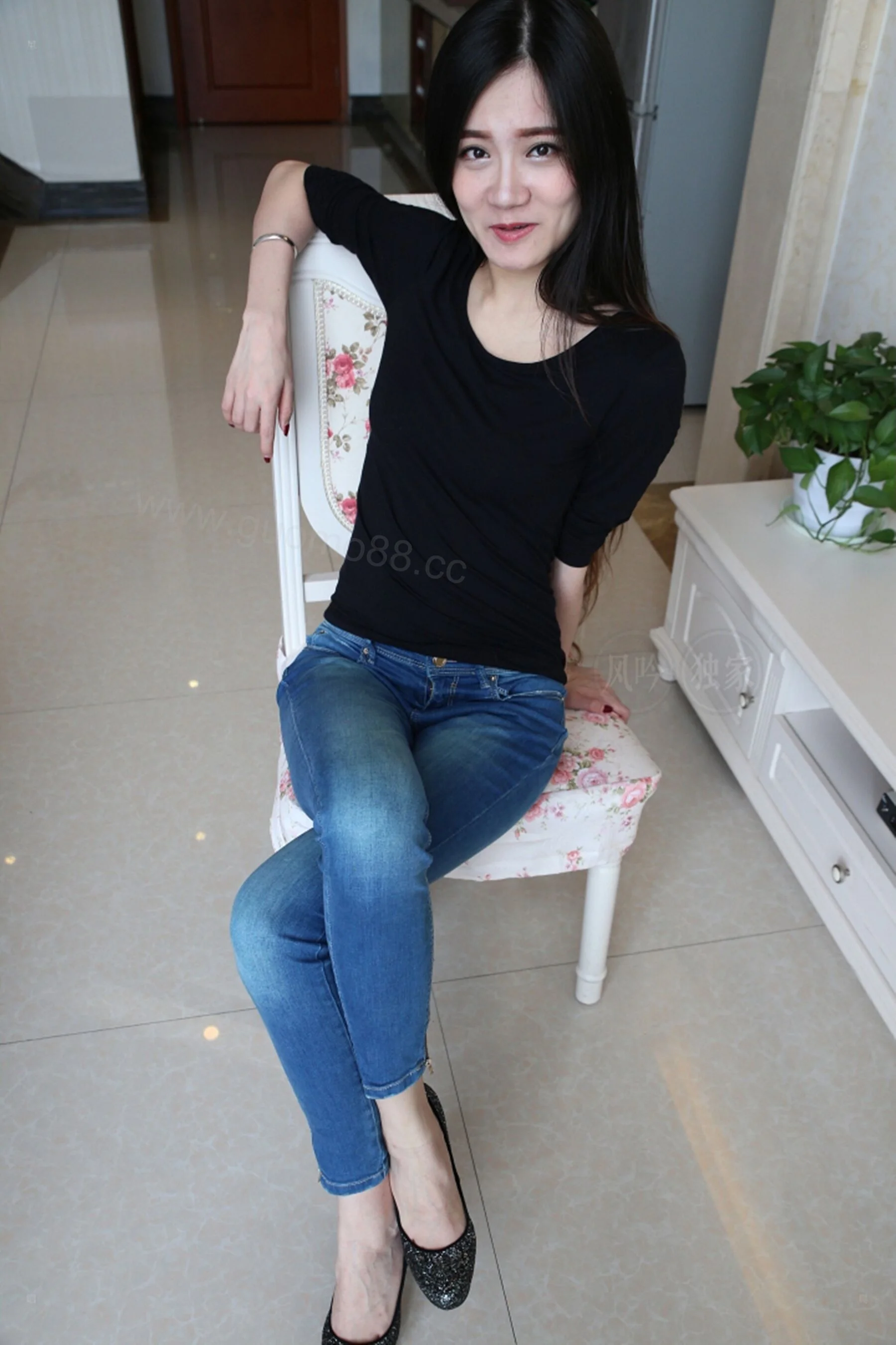 国模瑶迦大尺度人体私拍套图 - Photo 1636