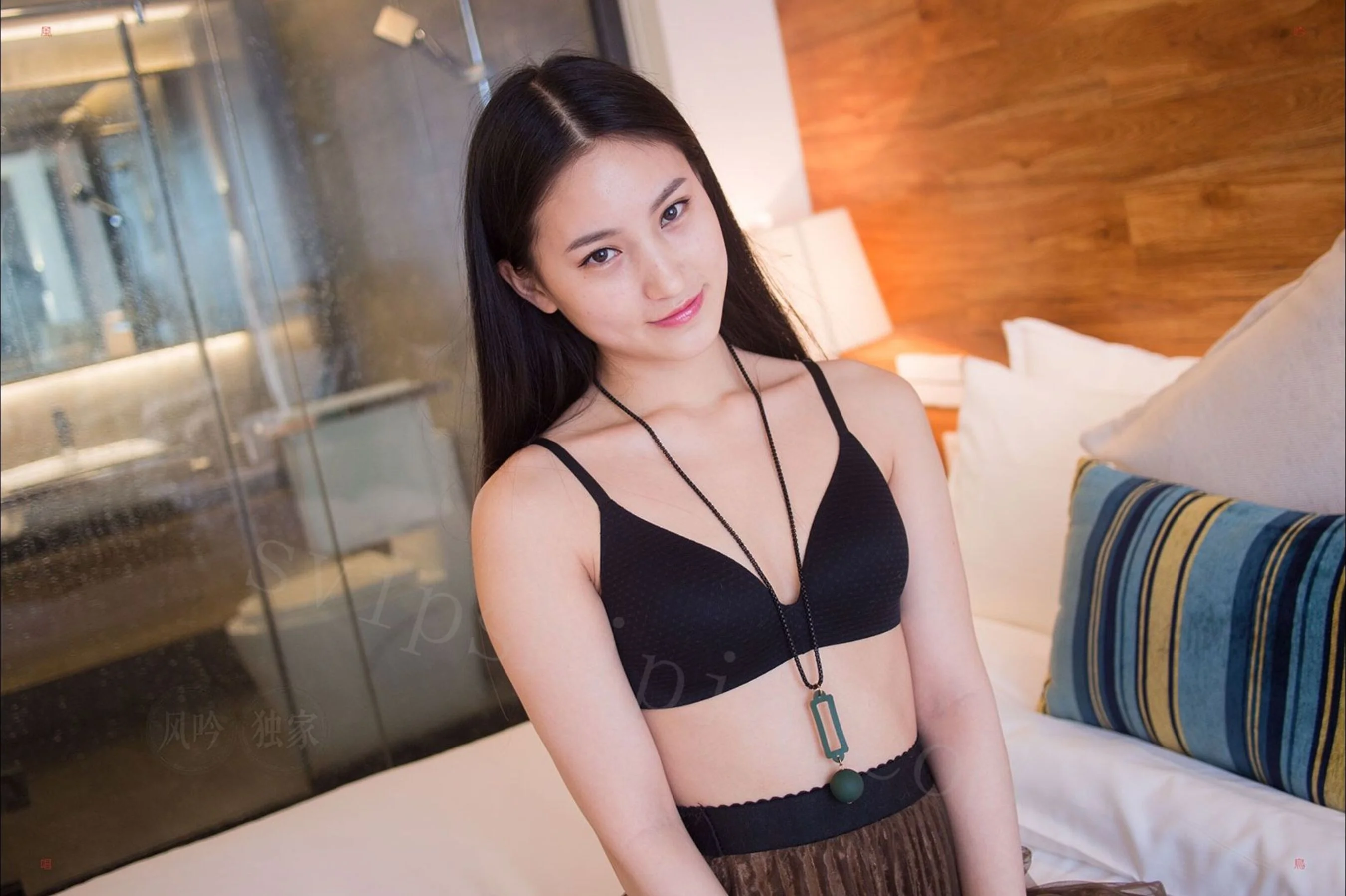 国模一夏大尺度性爱人体私拍套图 - Photo 89