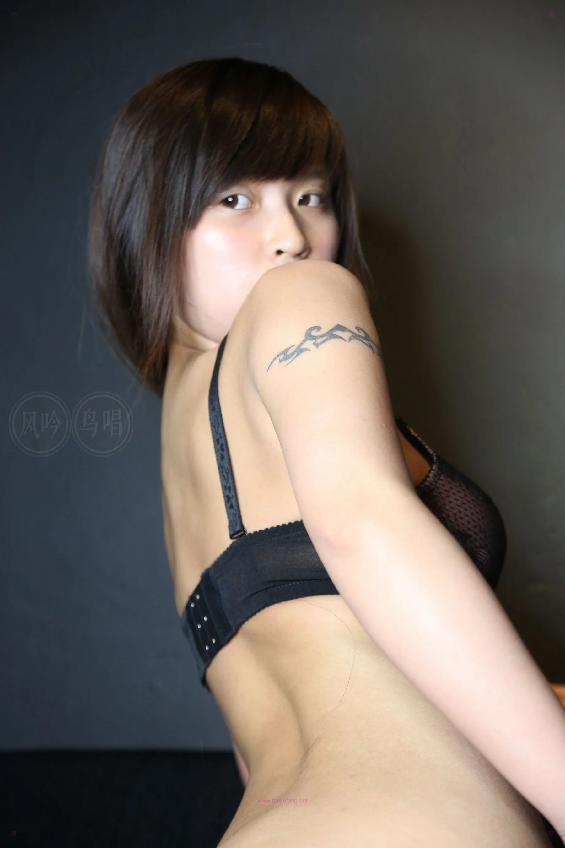 国模小云宝宝人体私拍套图 - Photo 43
