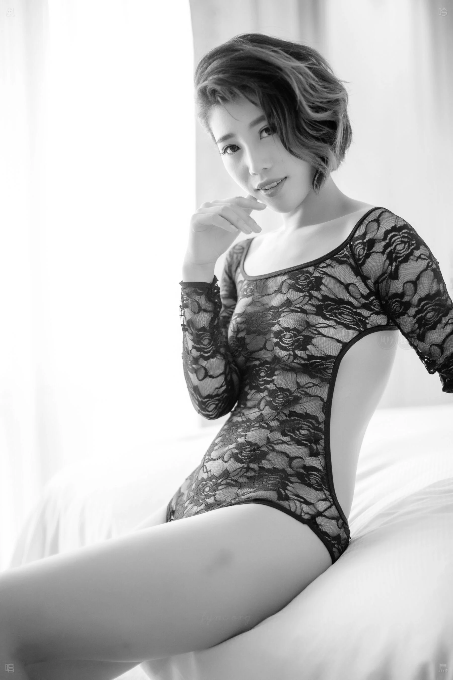 国模夏夏大尺度人体私拍套图 - Photo 35