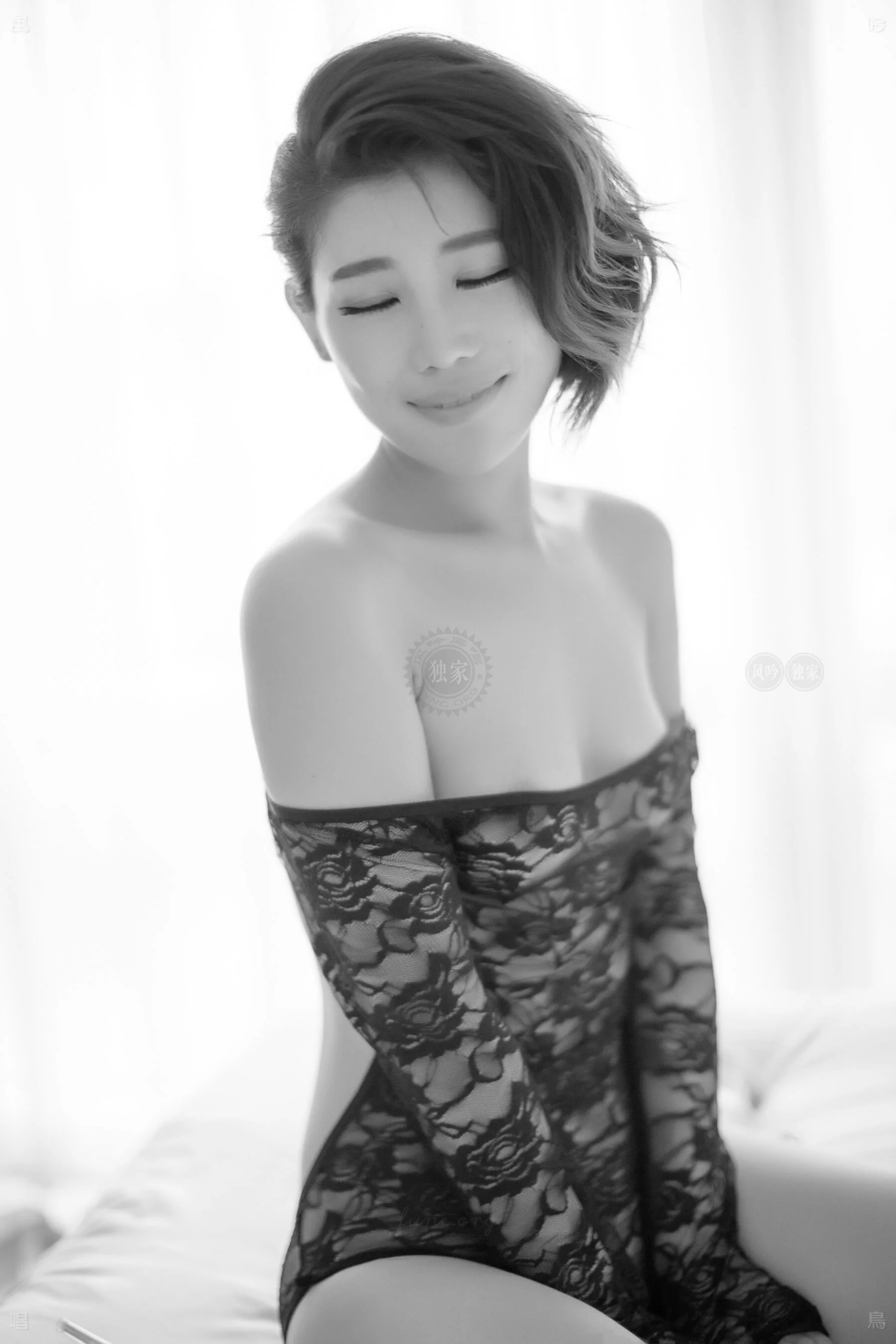 国模夏夏大尺度人体私拍套图 - Photo 78