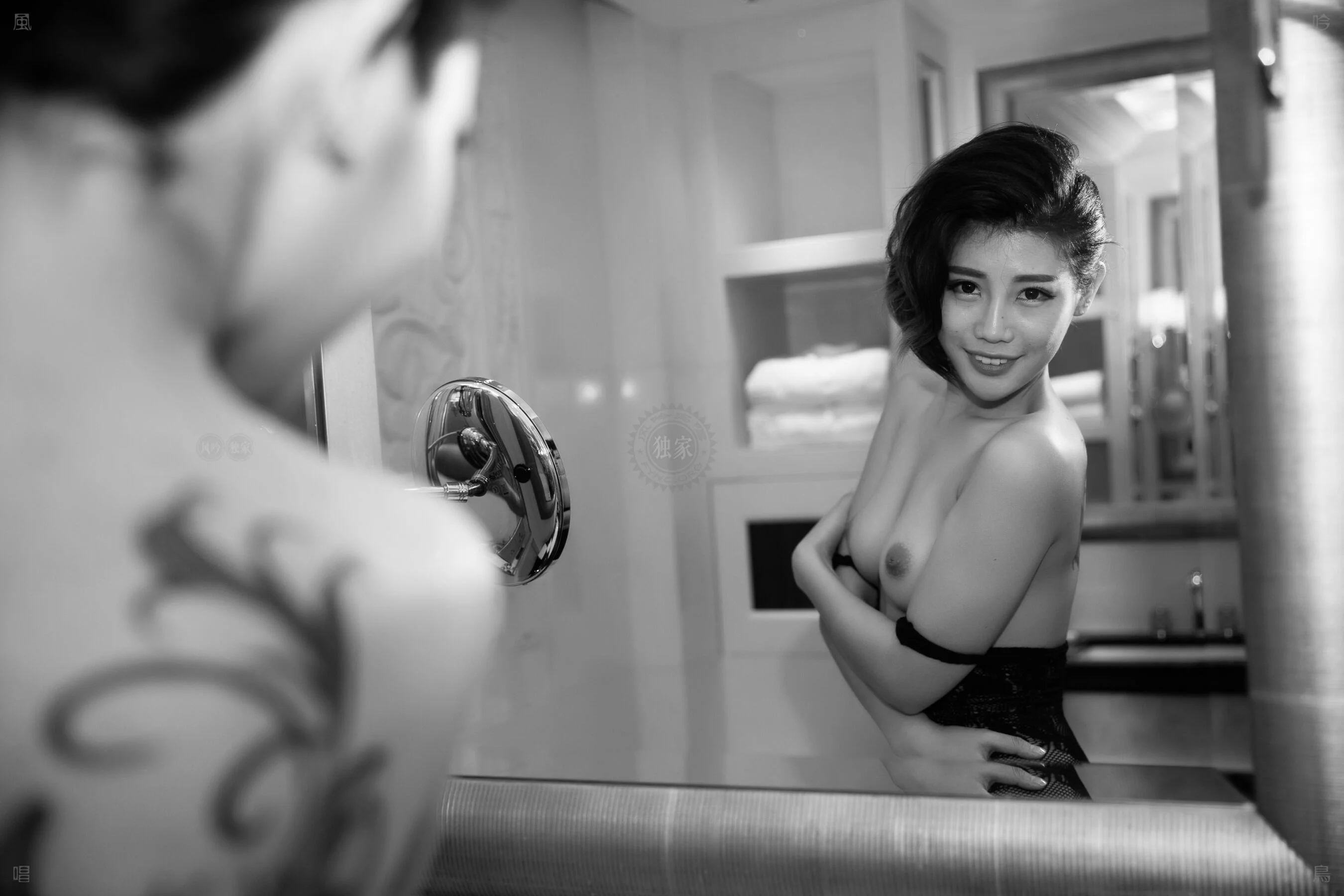 国模夏夏大尺度人体私拍套图 - Photo 182