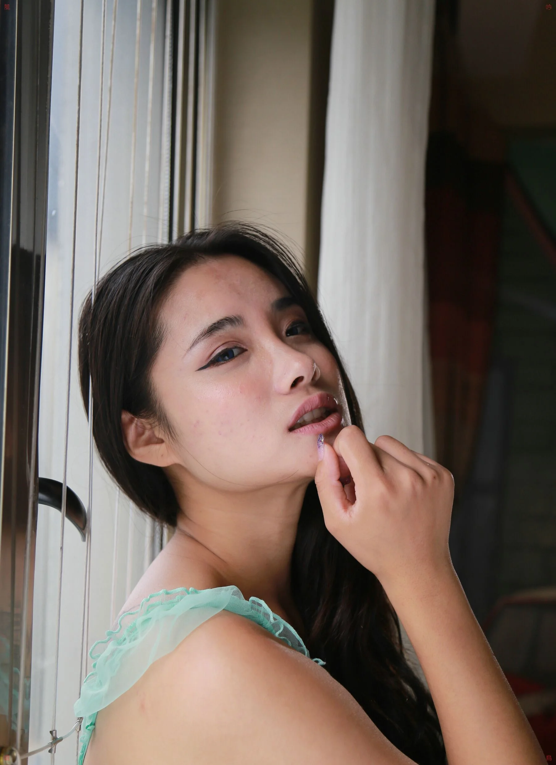 国模伽伽大尺度人体私拍套图 - Photo 185