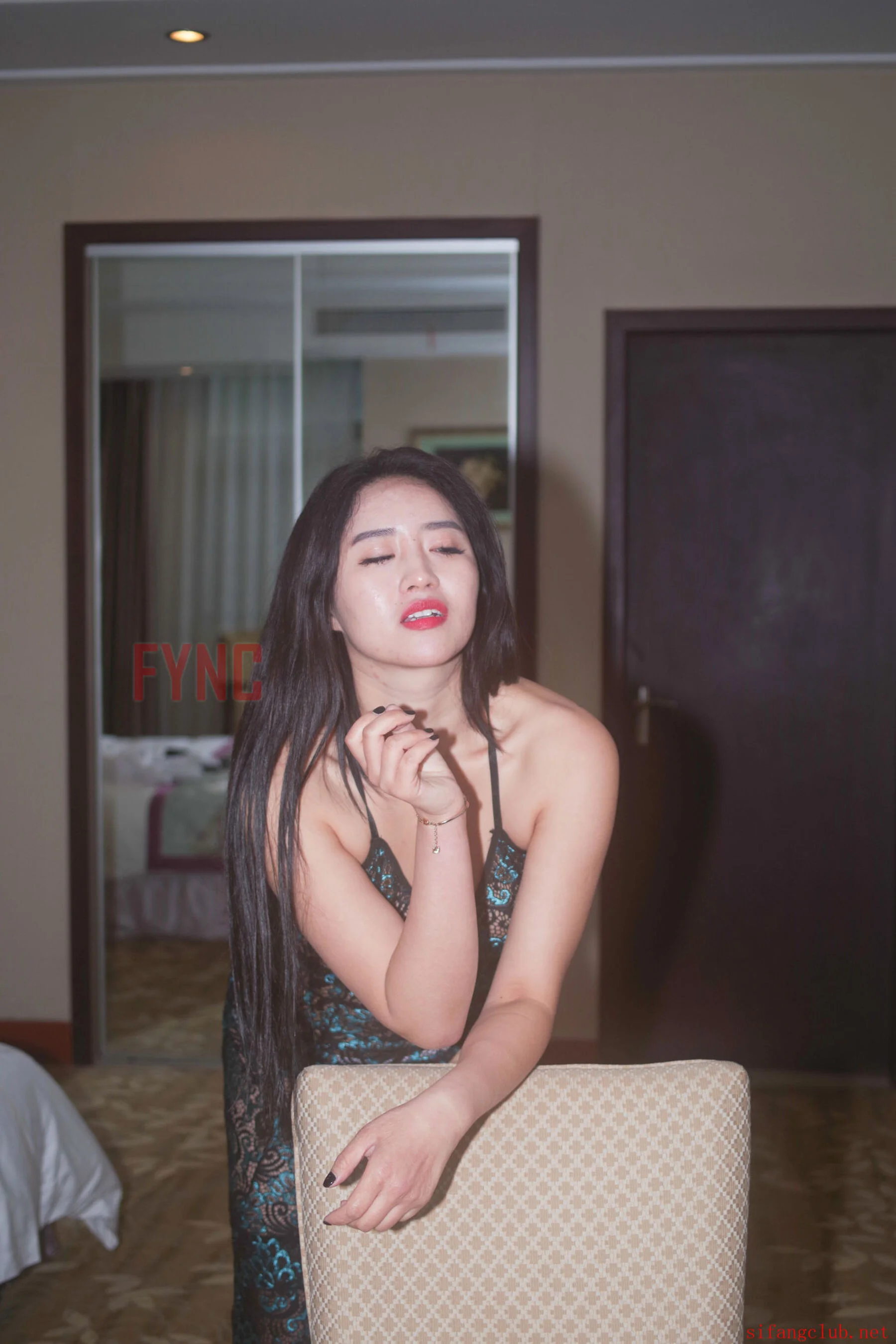 国模妖妖大尺度人体私拍套图 - Photo 187