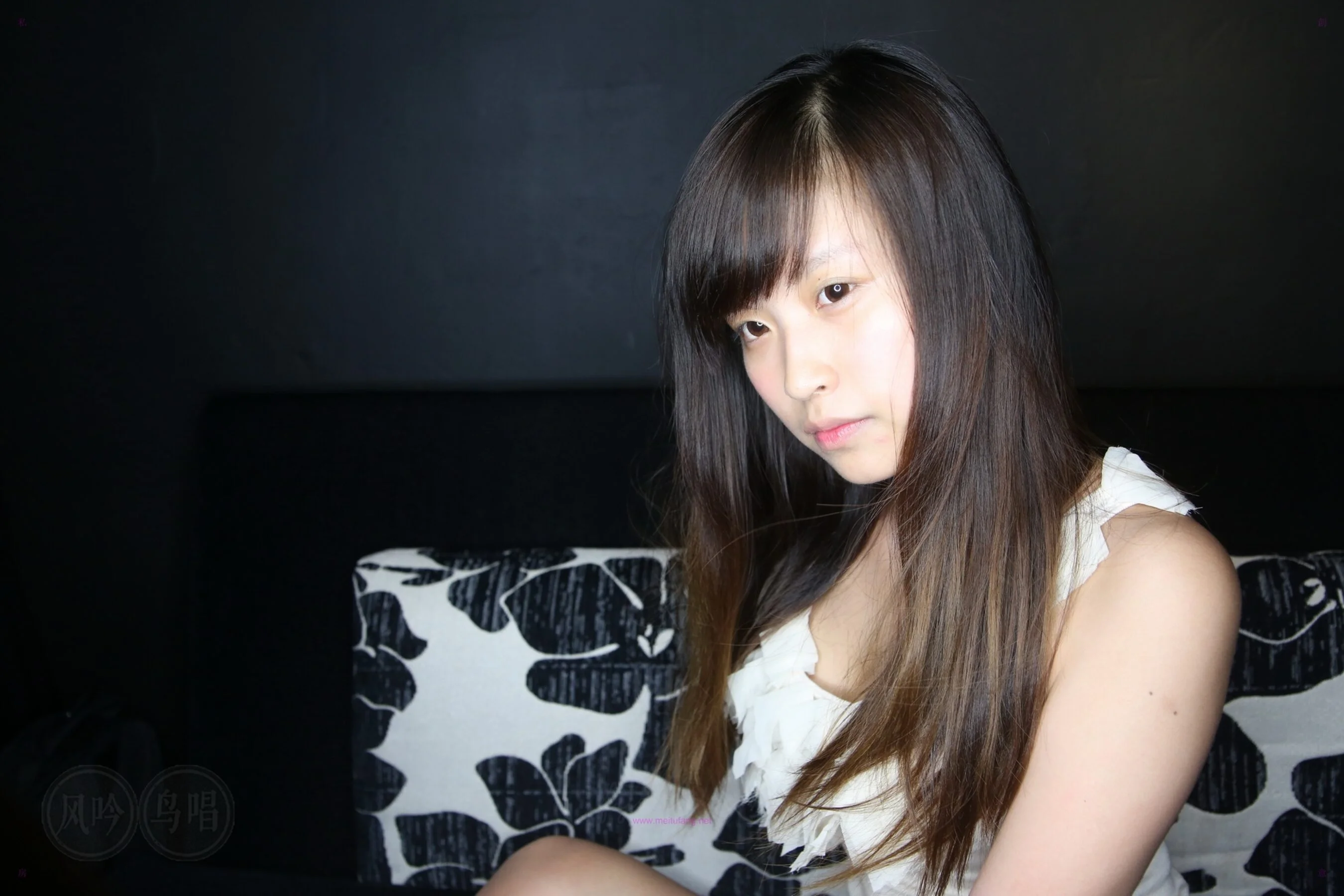 国模小云宝宝人体私拍套图 - Photo 92