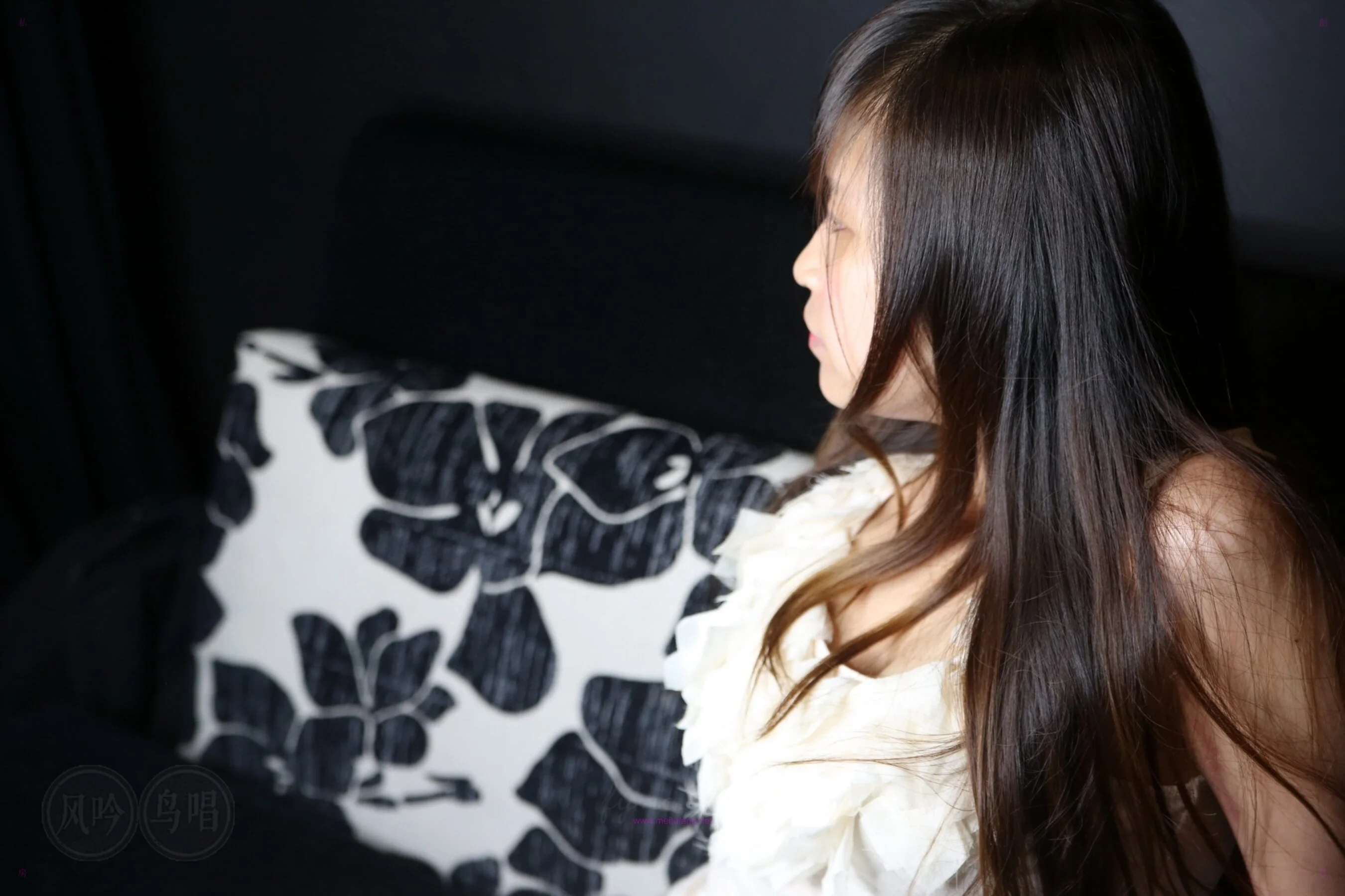 国模小云宝宝人体私拍套图 - Photo 93