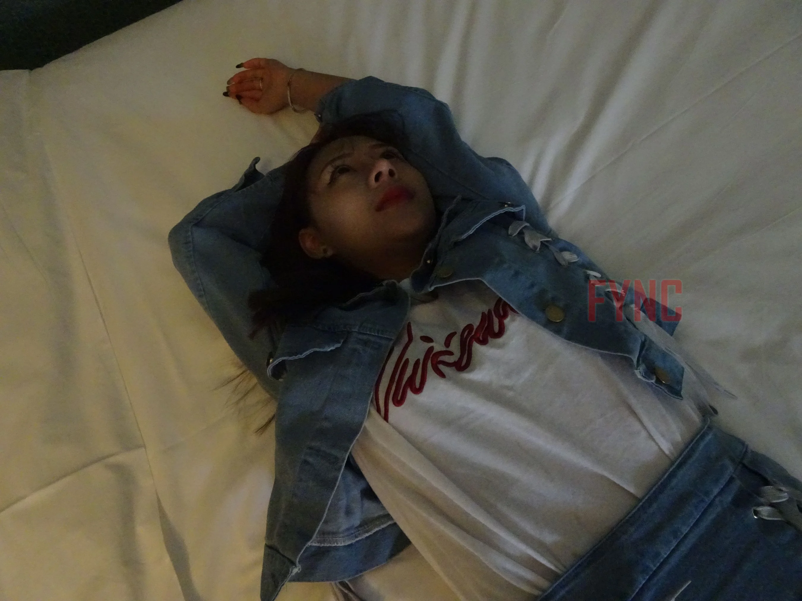 国模林子晴大尺度人体私拍套图 - Photo 22