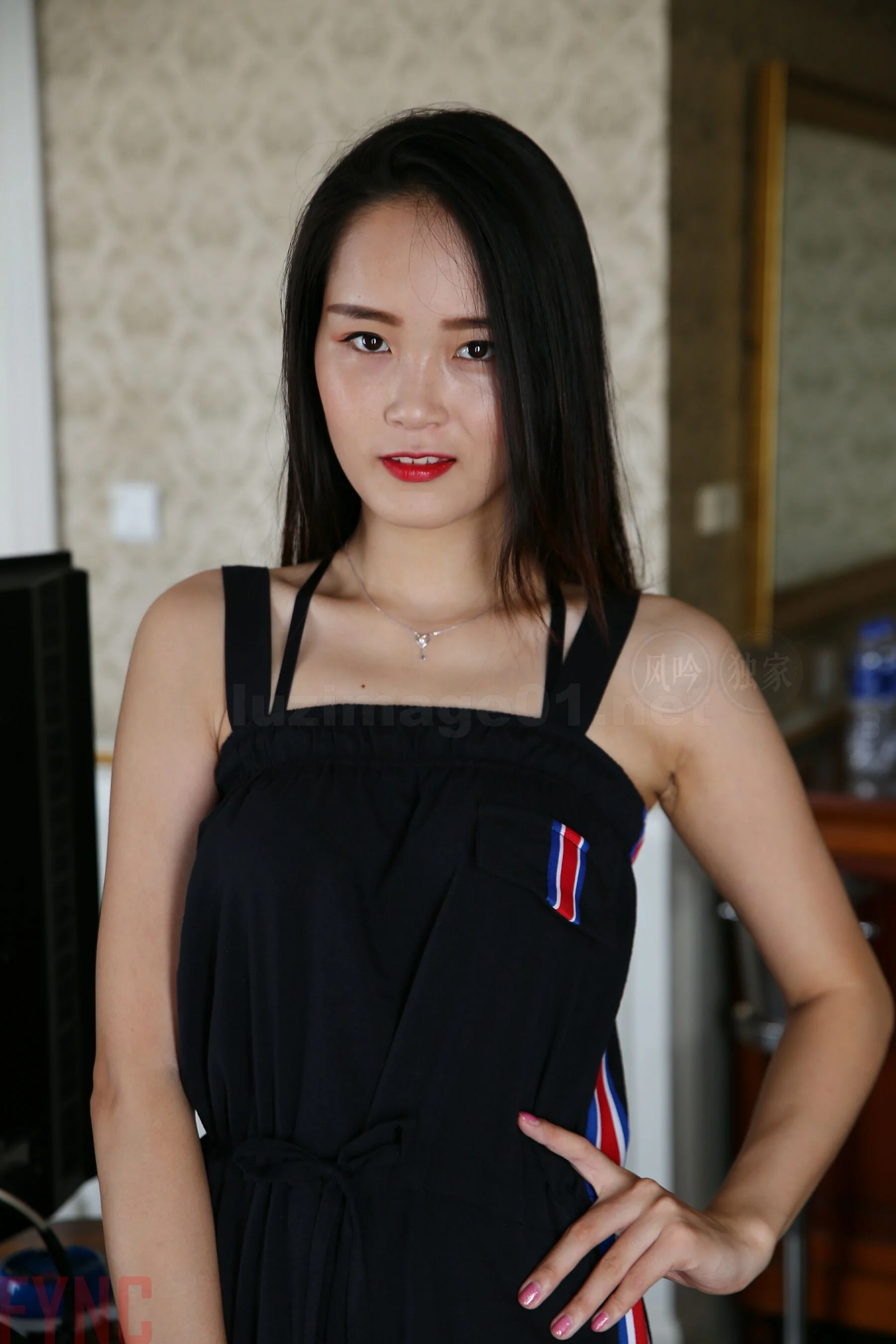 国模可可大尺度人体私拍套图 - Photo 1255