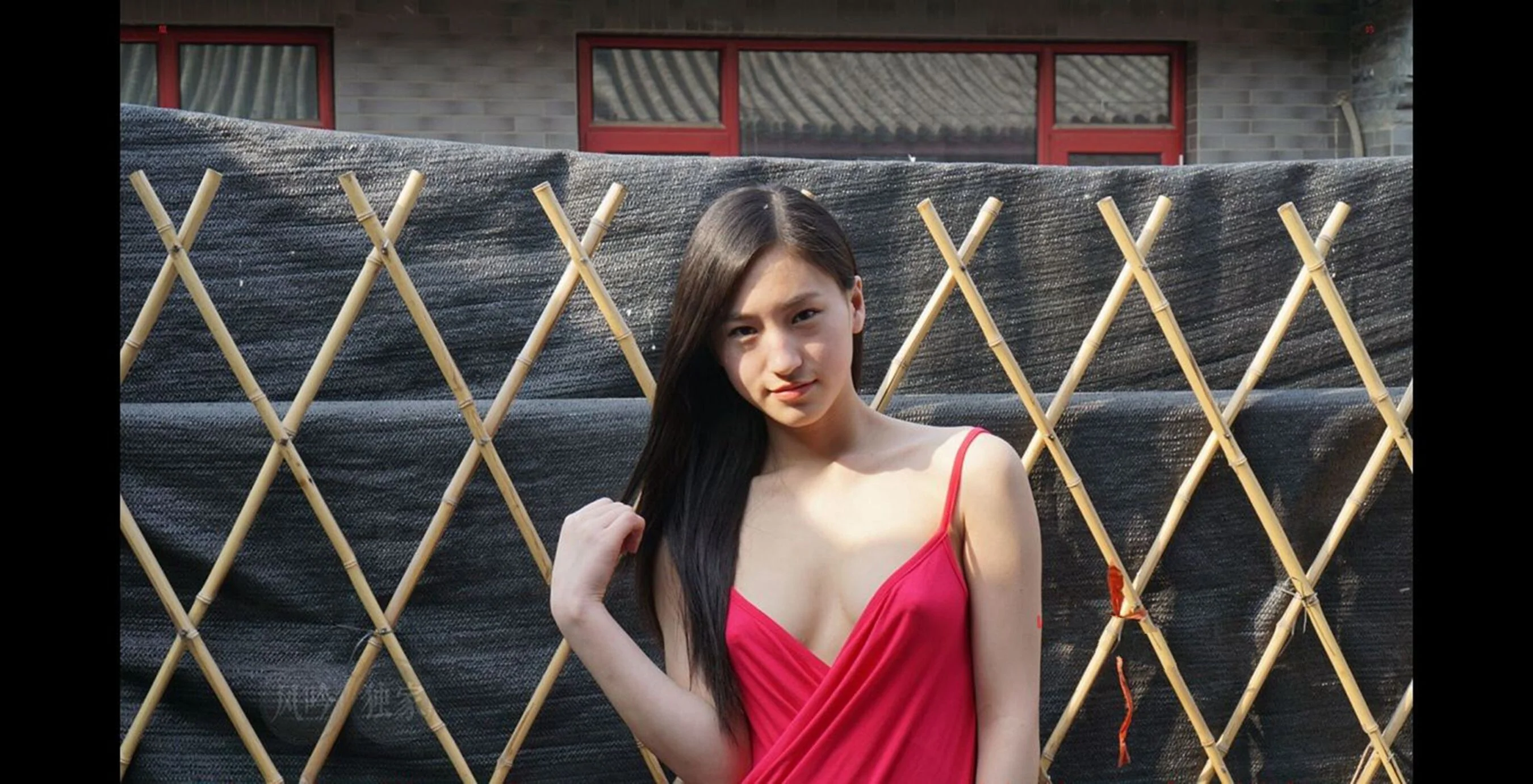 国模一夏大尺度人体私拍套图 - Photo 248