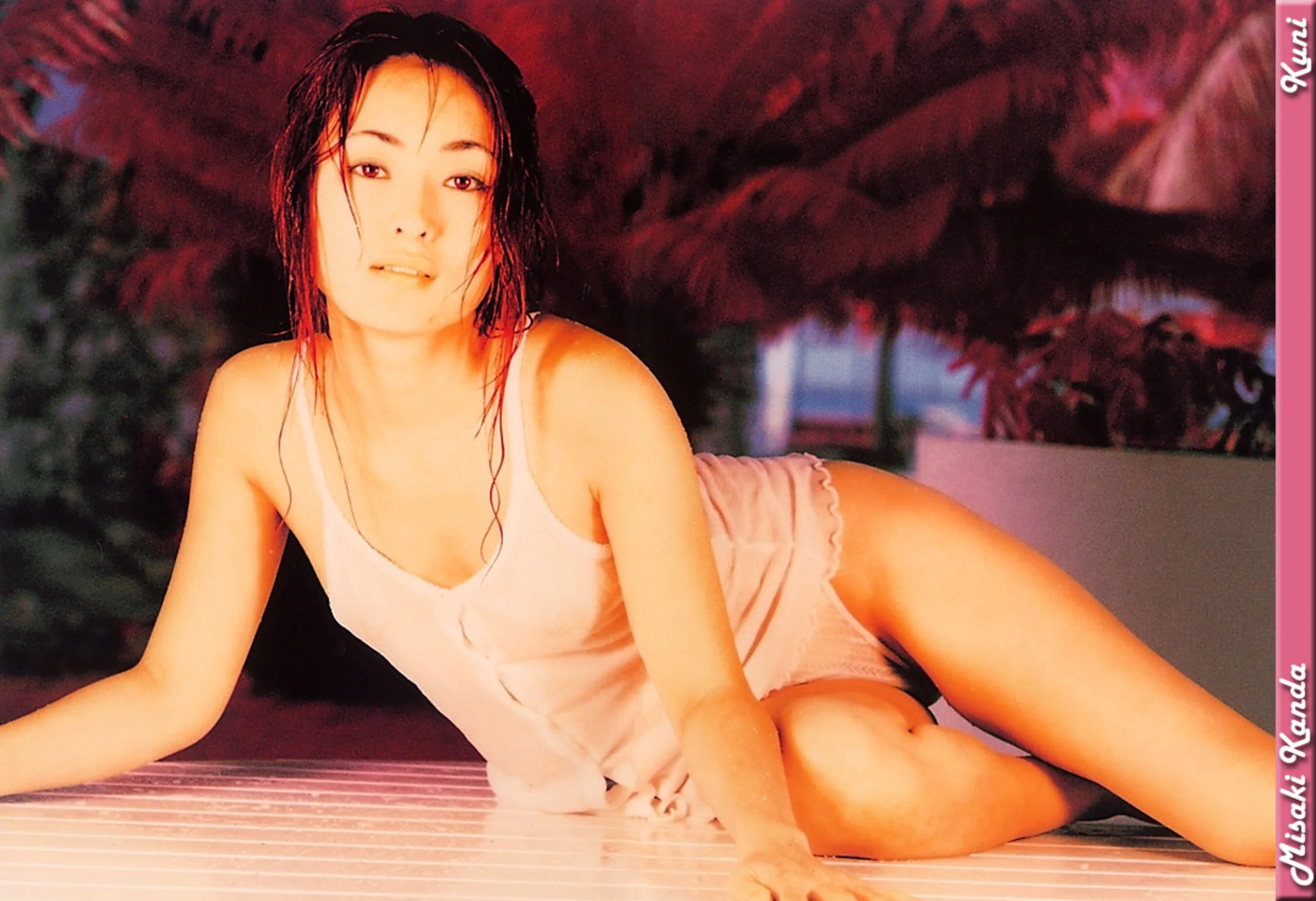 神田美咲 - Photo 21