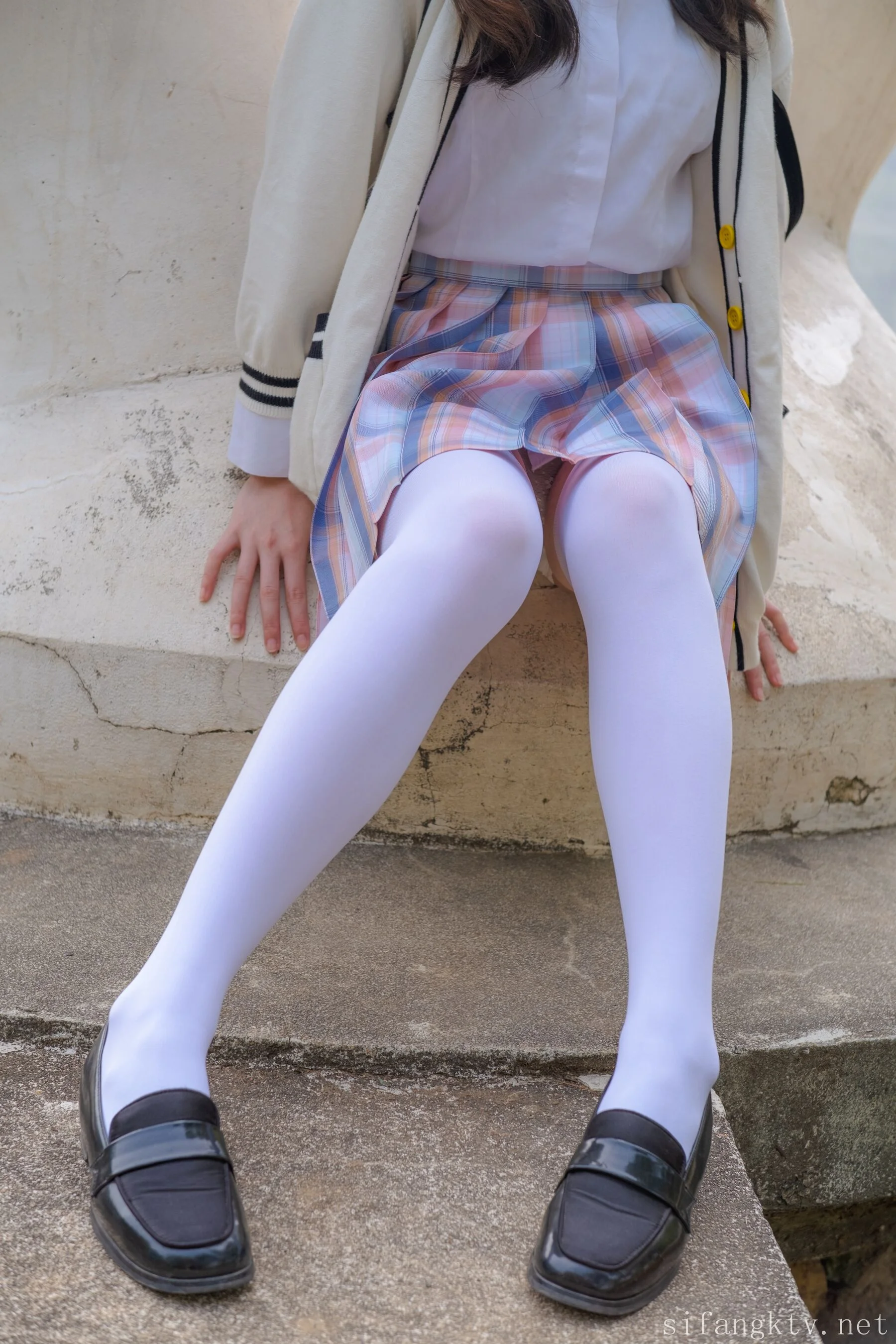 小七《户外JK》 - Photo 6