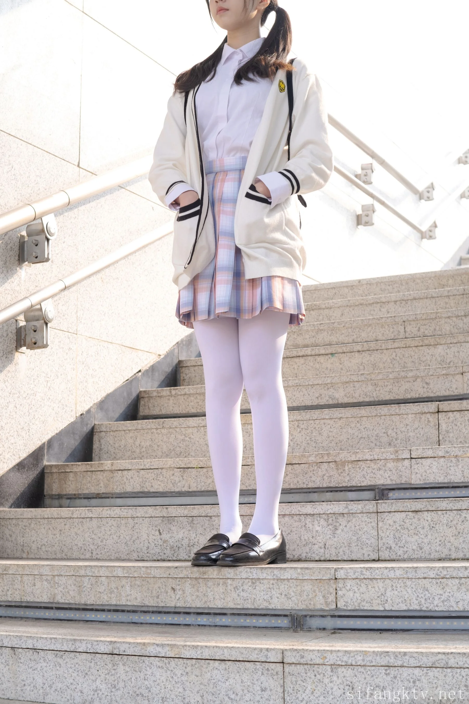 小七《户外JK》 - Photo 36
