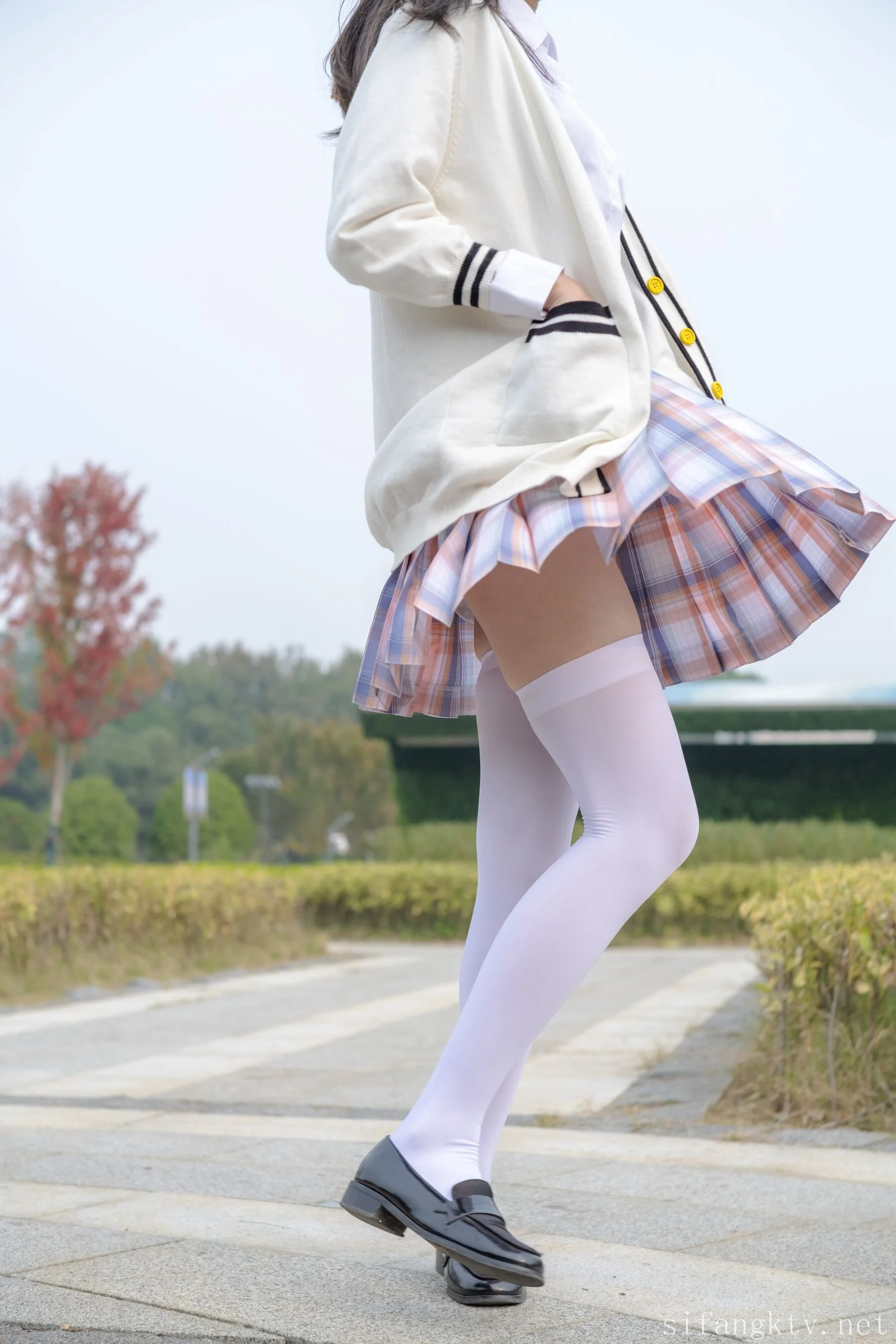 小七《户外JK》 - Photo 48