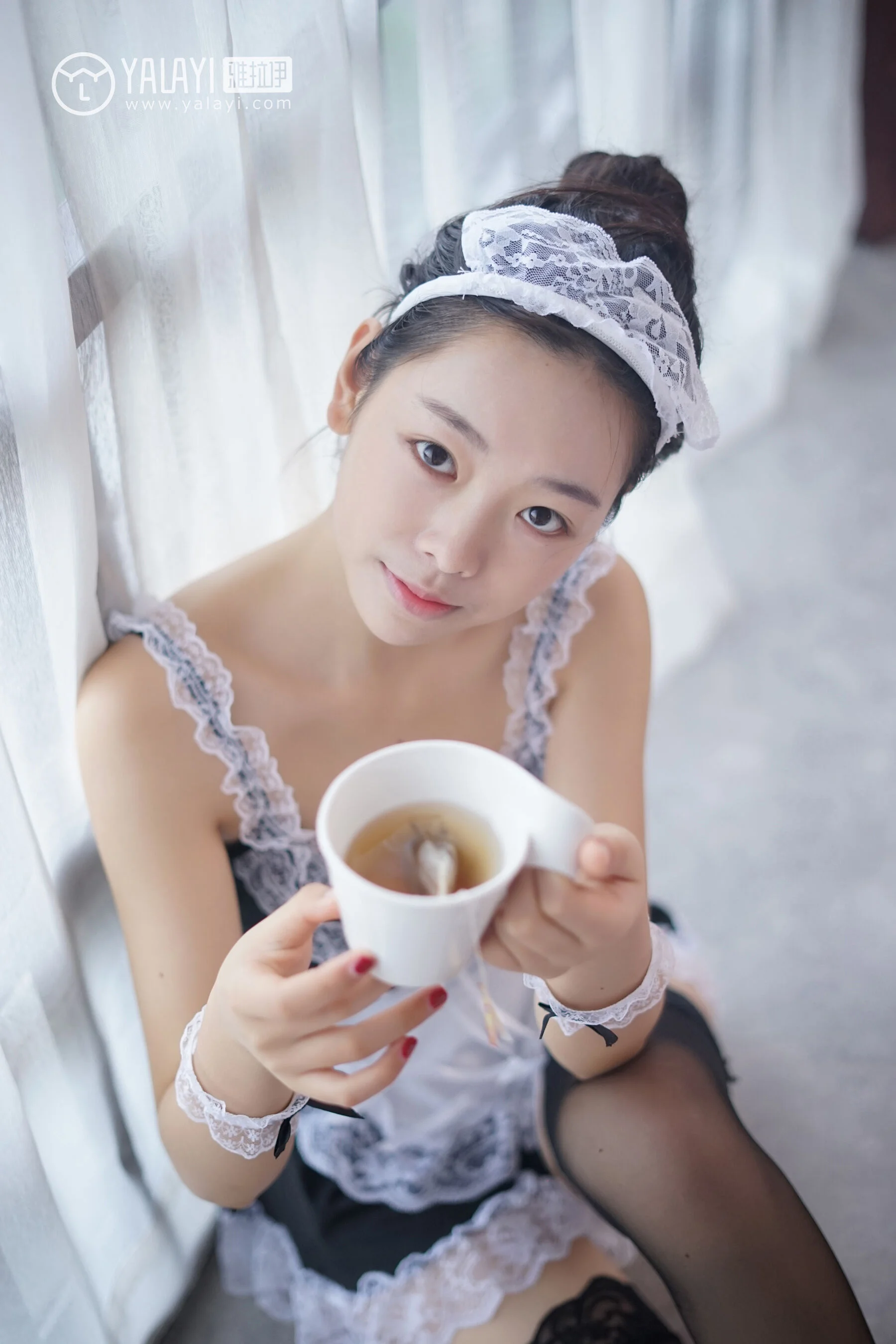 严冰冰《少女女仆》 - Photo 11