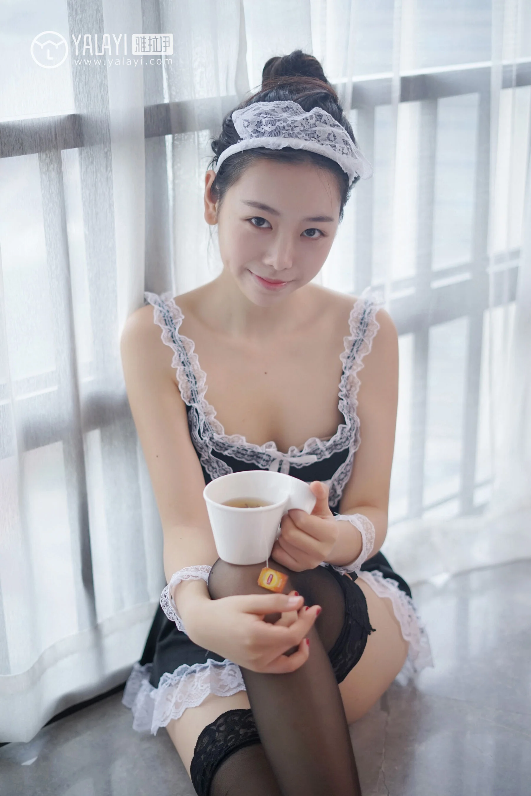 严冰冰《少女女仆》 - Photo 12