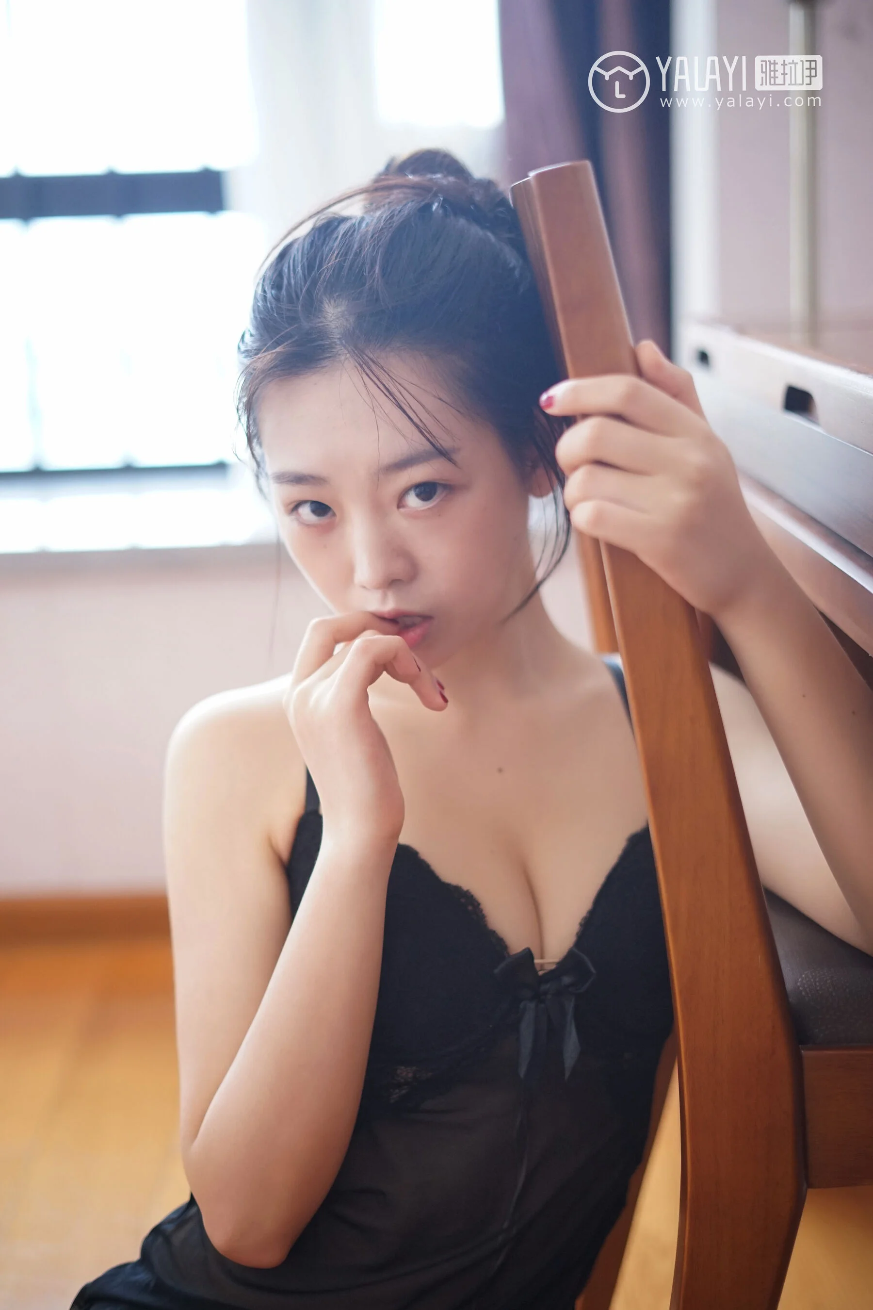 严冰冰《少女女仆》 - Photo 35
