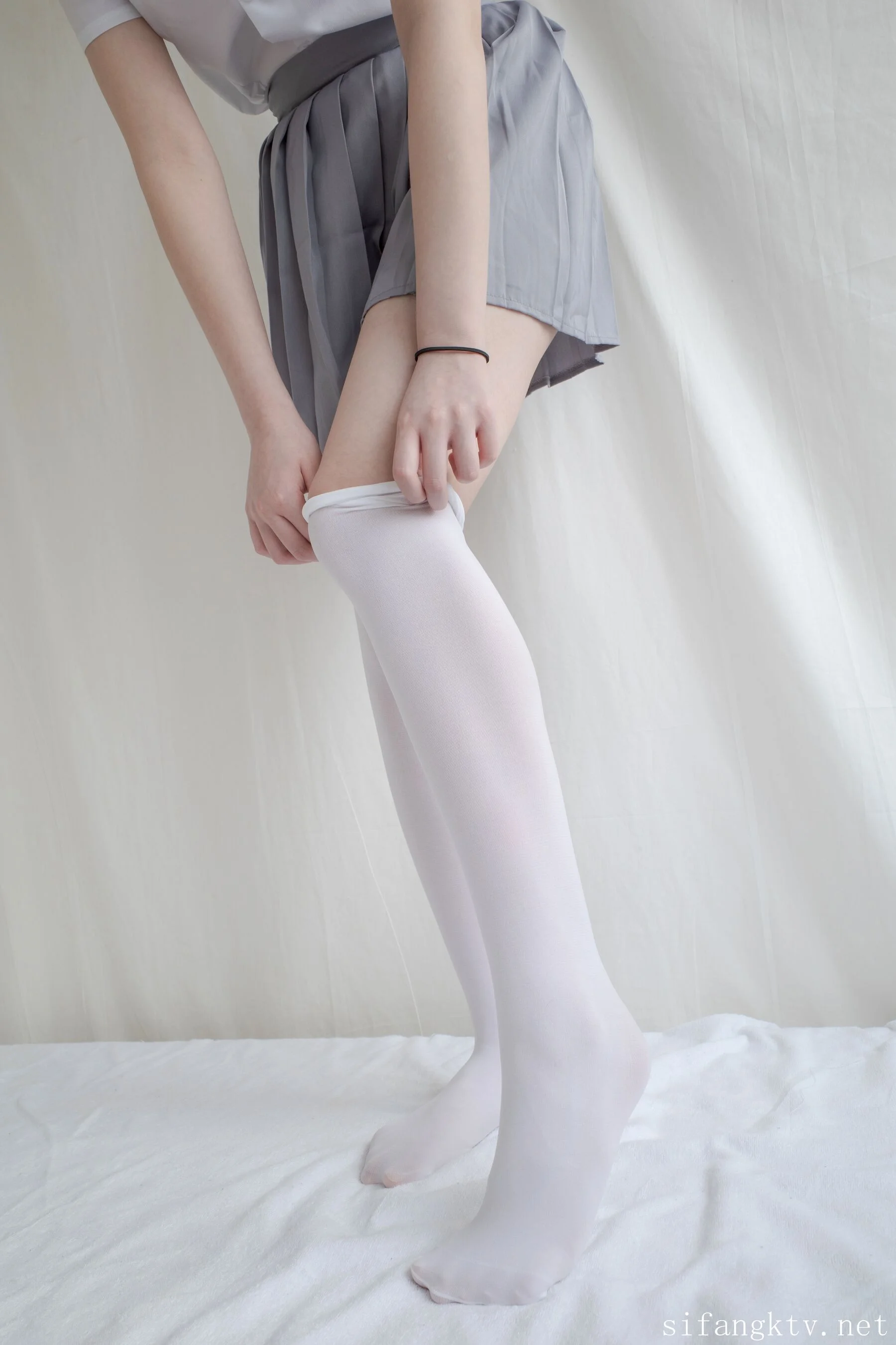 小糕《JK制服香蕉》 - Photo 89