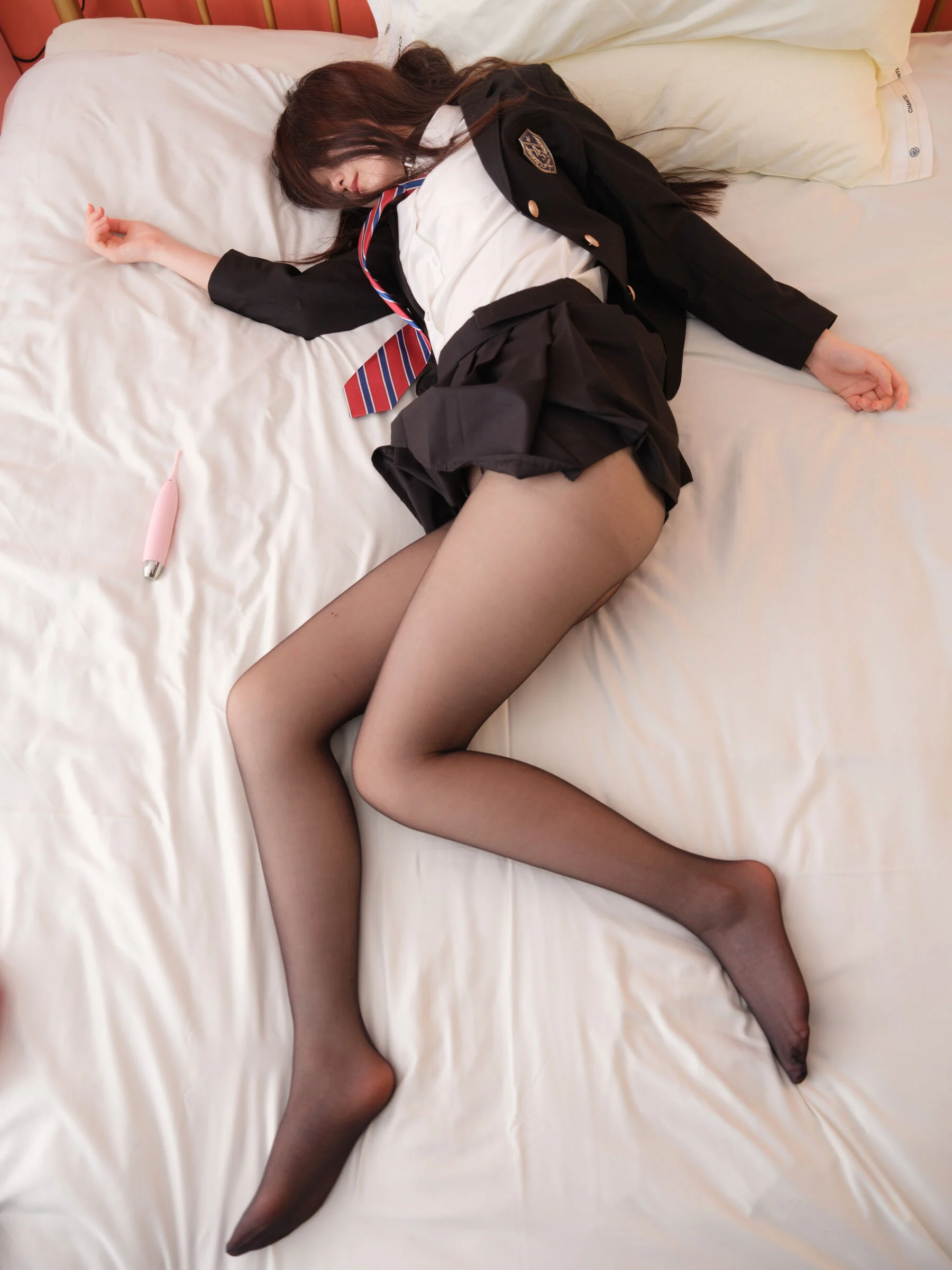 小恩《黑丝JK》 - Photo 66