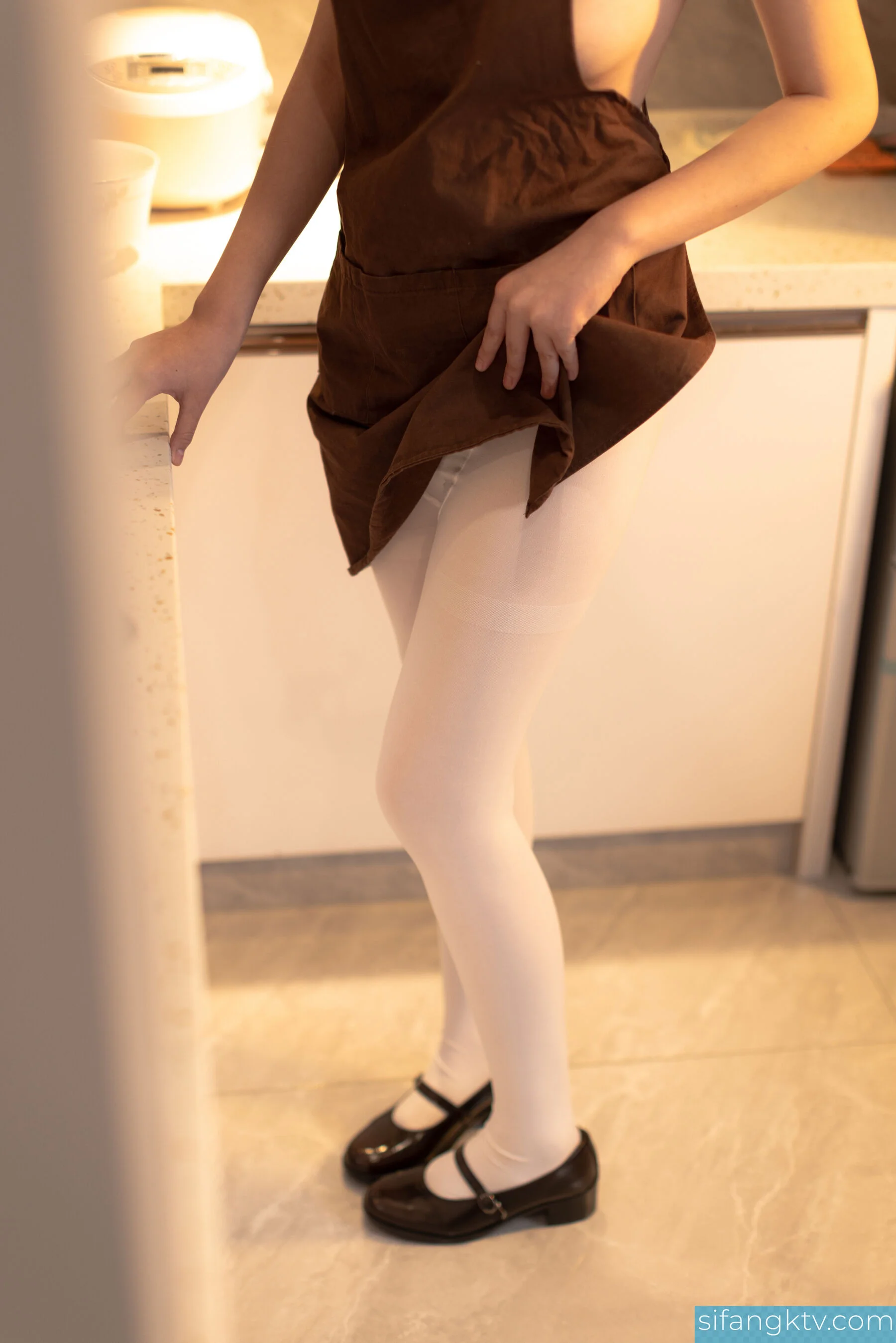 剧情演绎居家唯美写真 - Photo 39