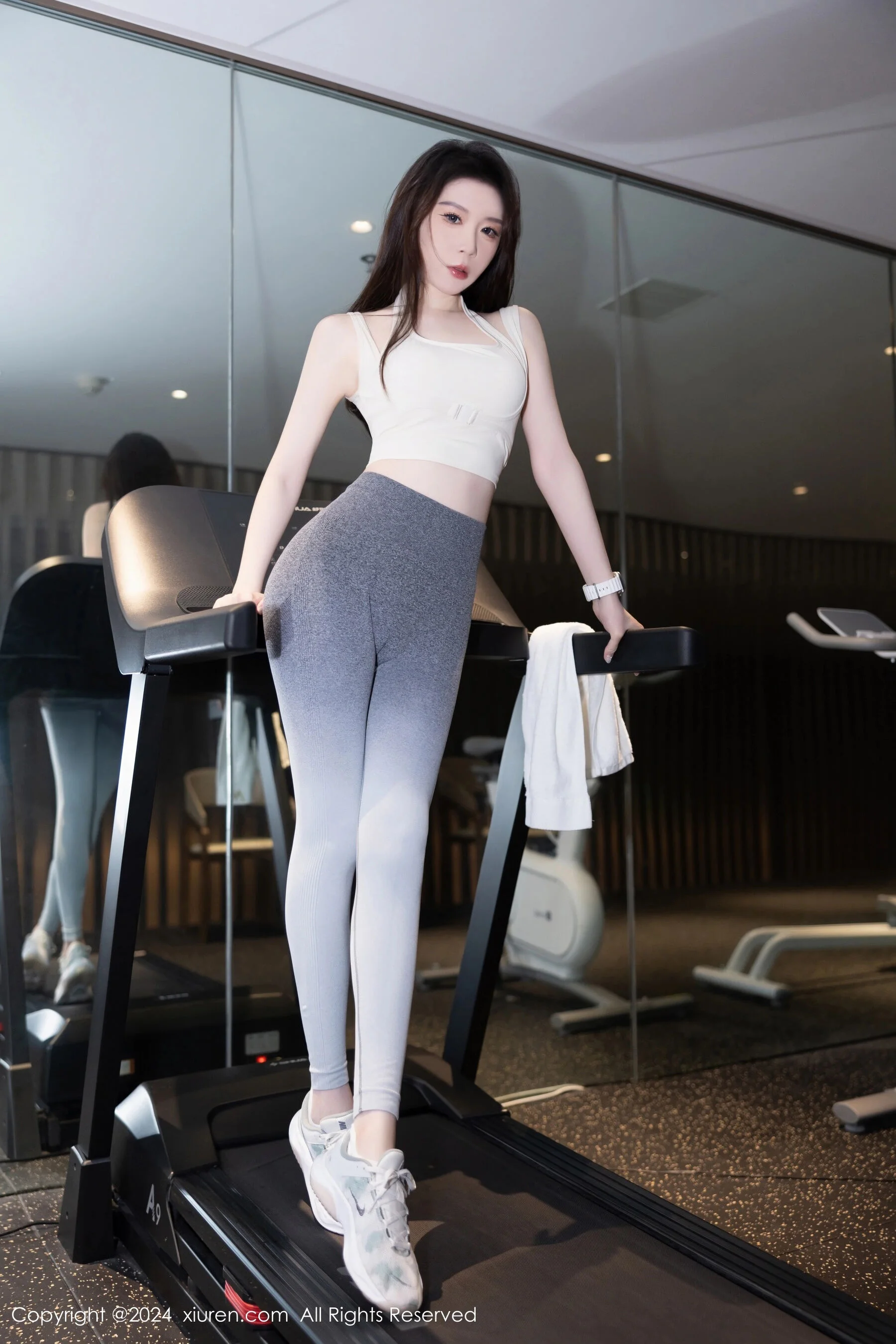 梦心玥 - Photo 13