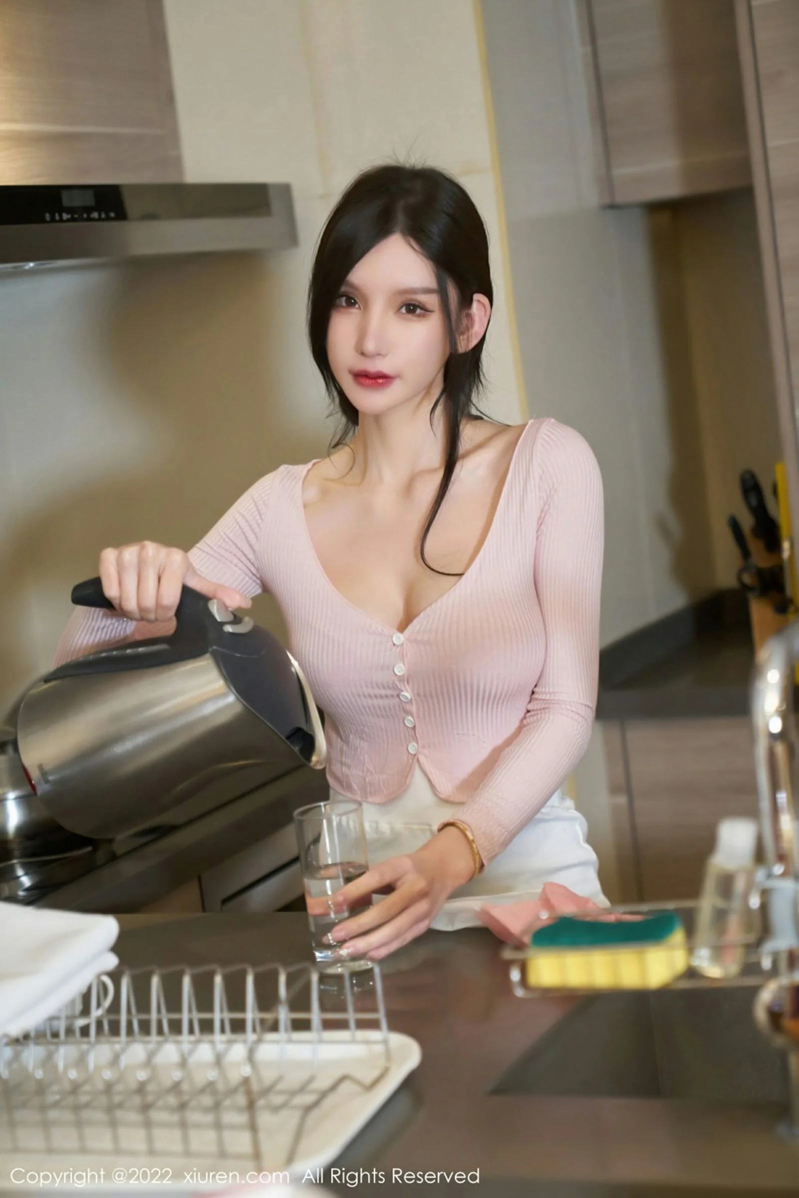 周于希Sally - Photo 2