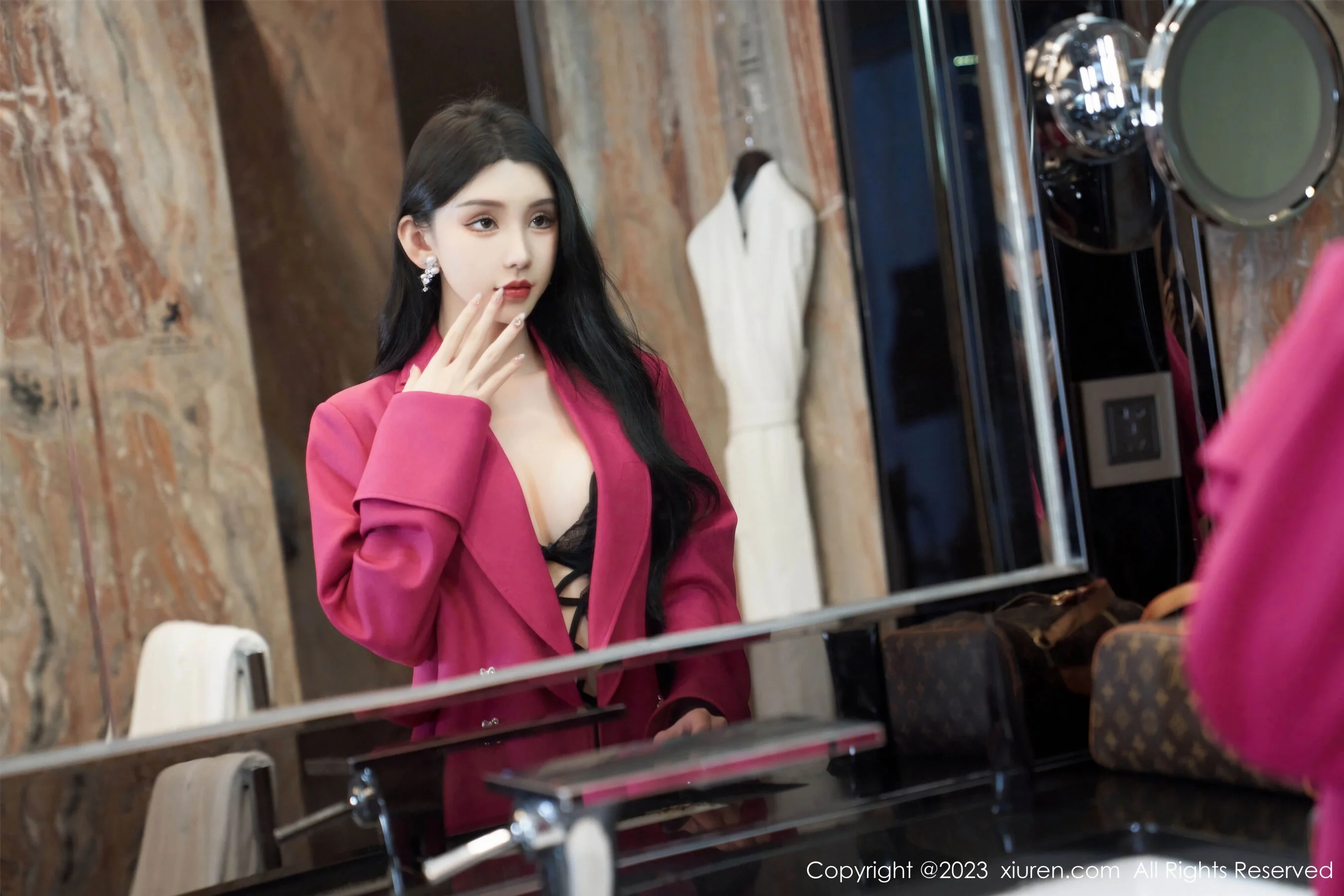 周于希Sally - Photo 24