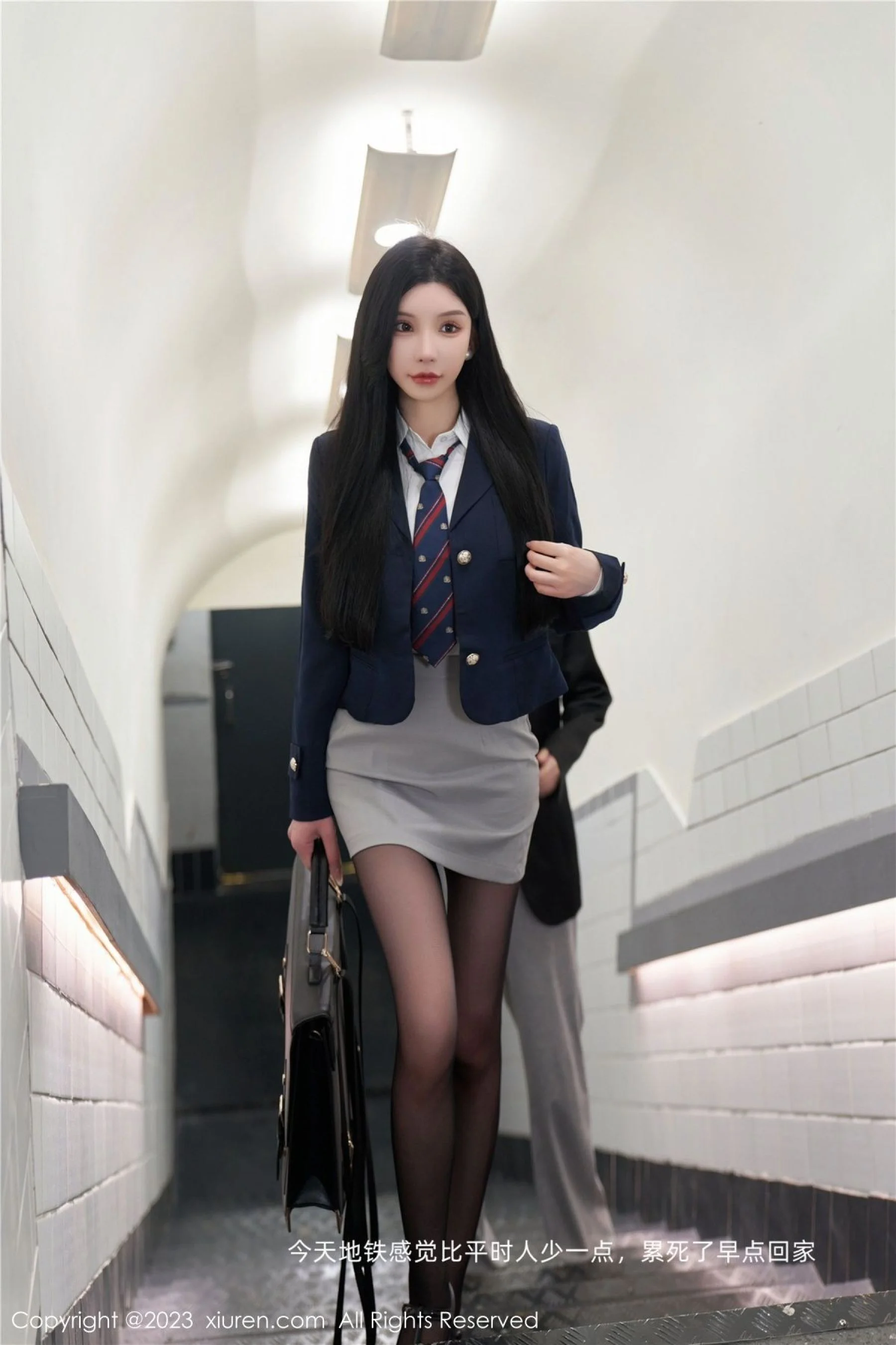 周于希Sally - Photo 2