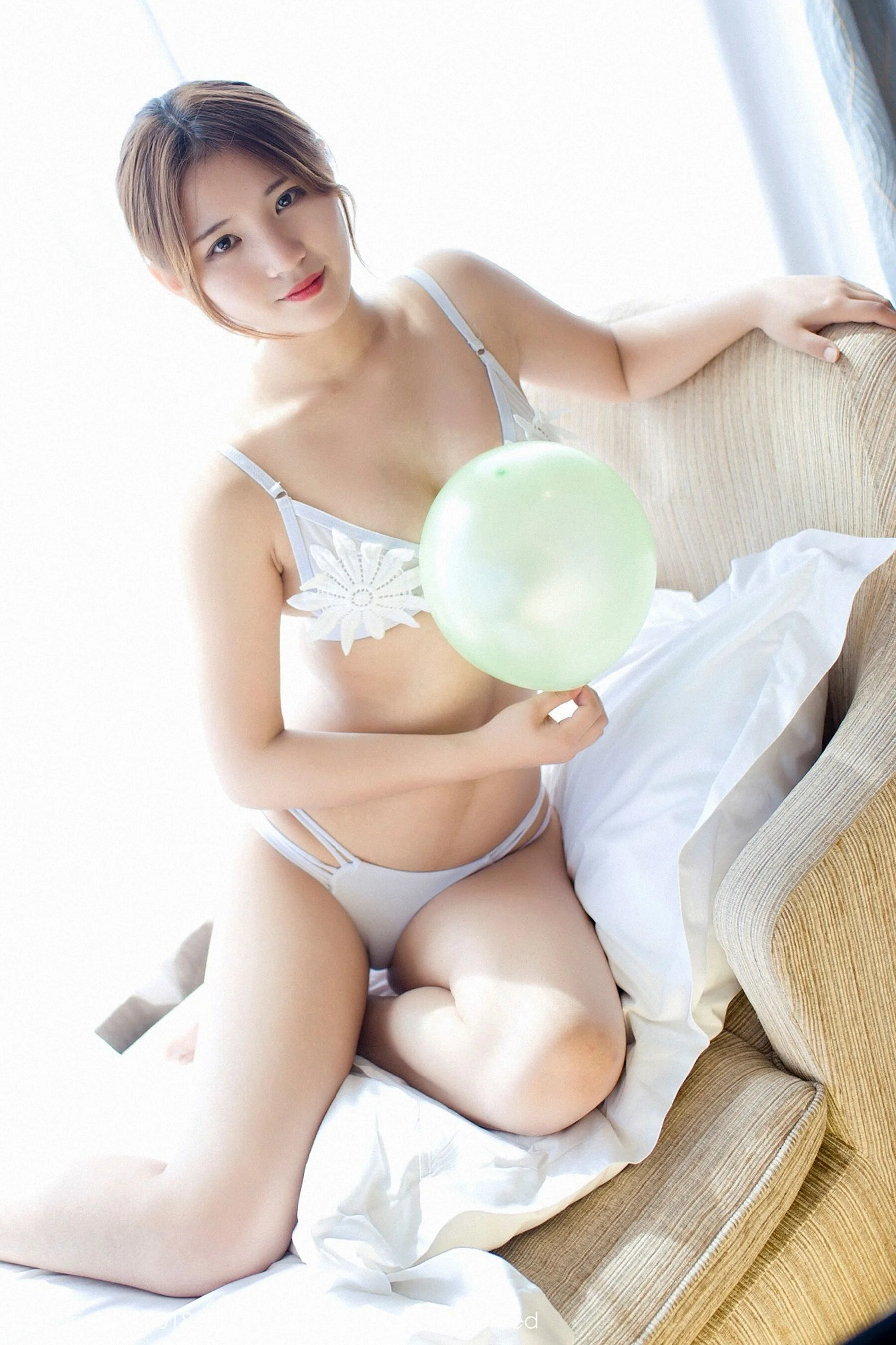 久久Aimee - Photo 20