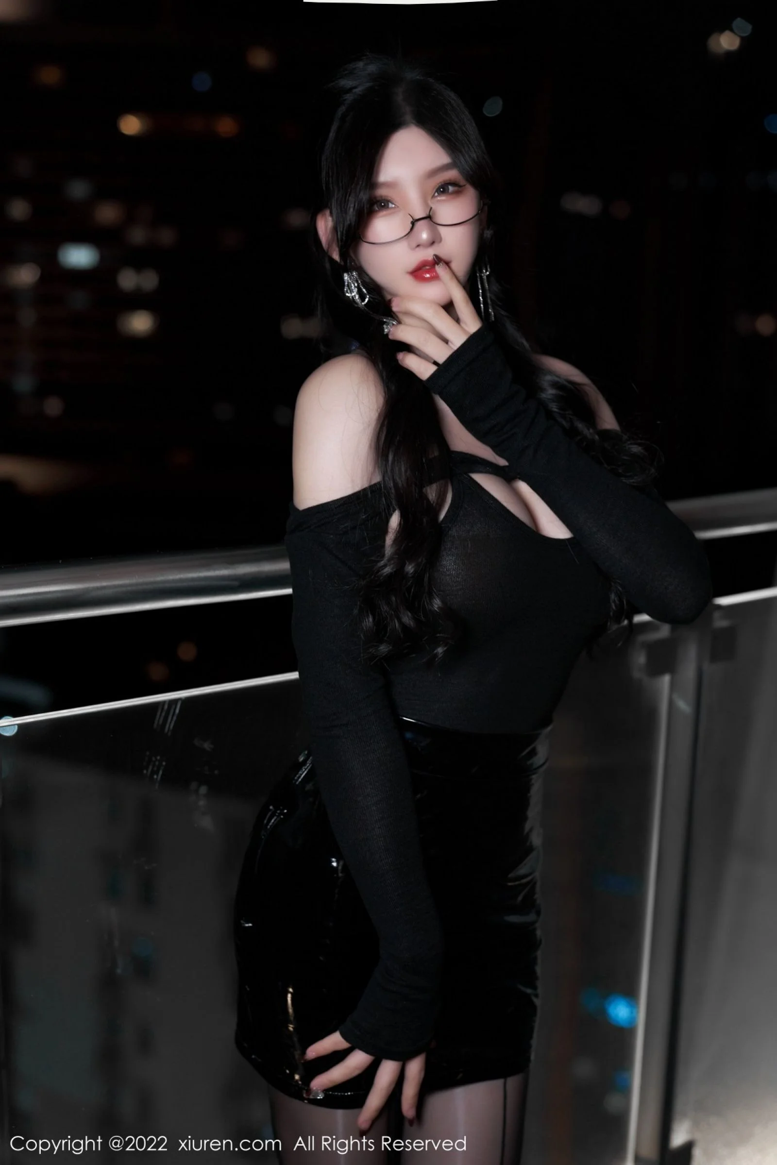 周于希Sally - Photo 2