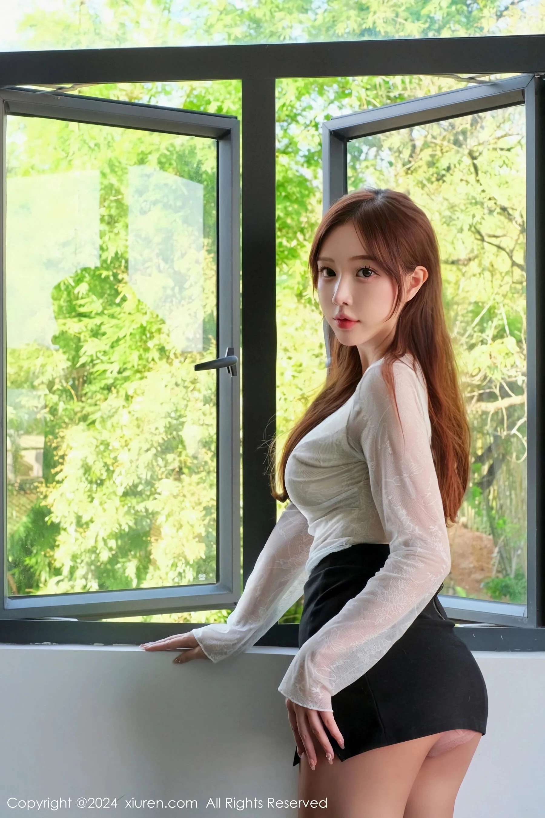 LindaLinda - Photo 4