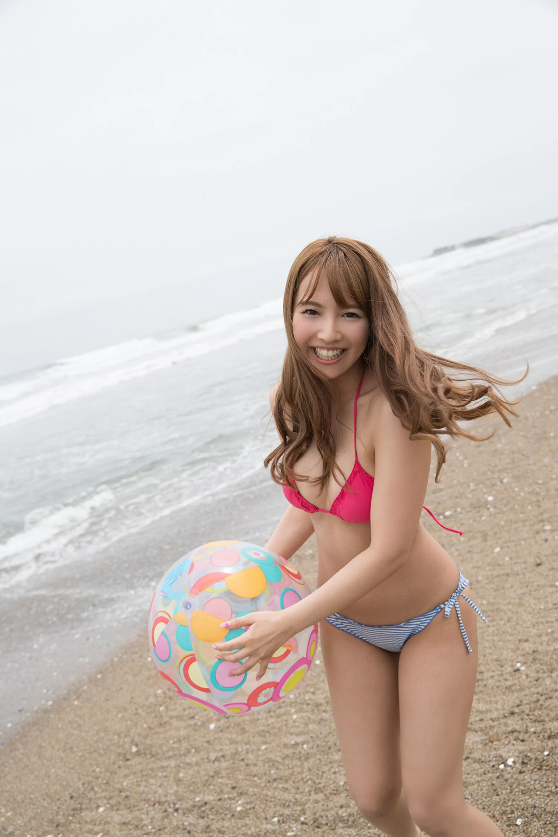 三上悠亚《国民的な夏の思い出》 - Photo 13