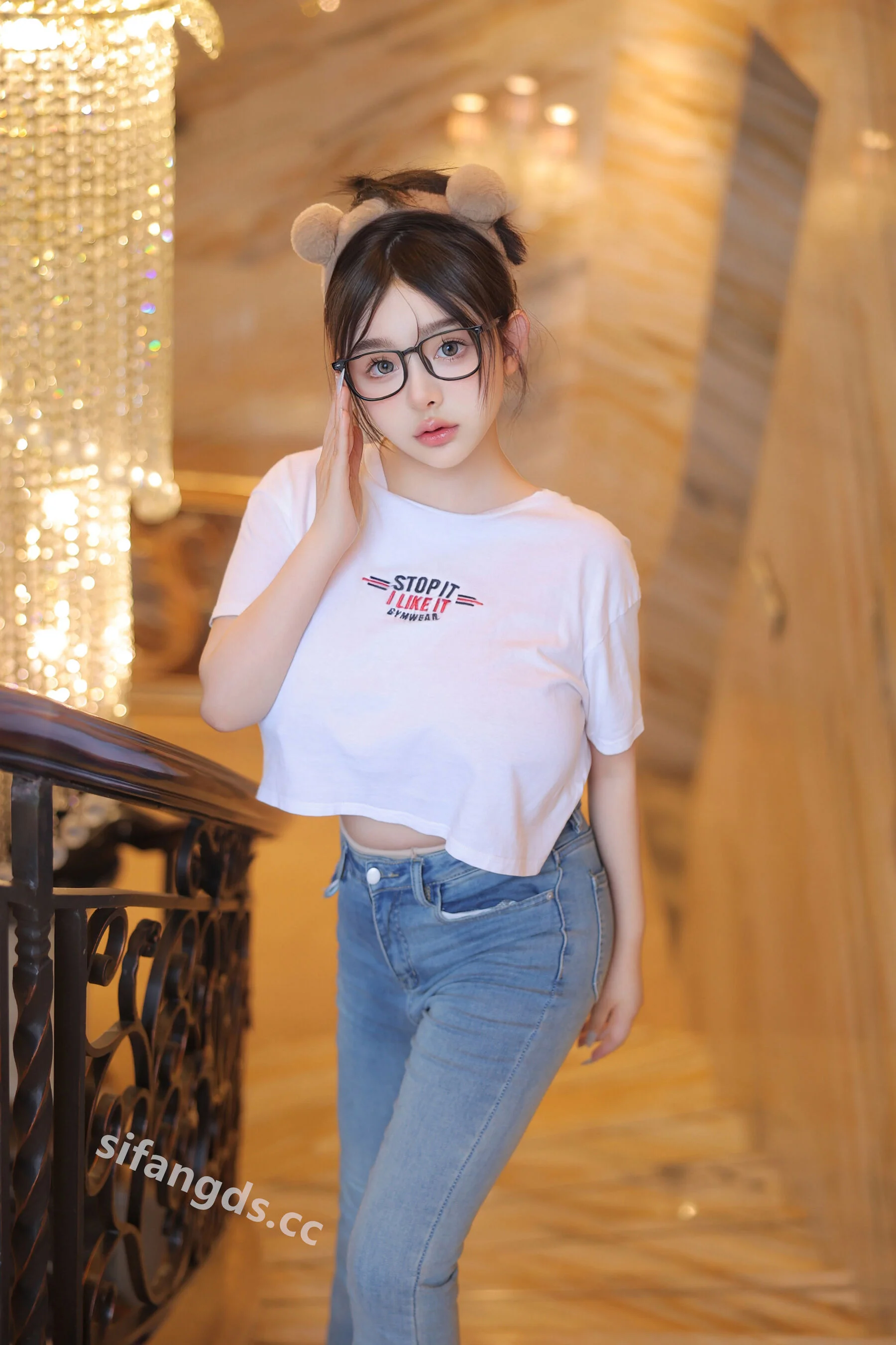娜娜子yy《私购流出》